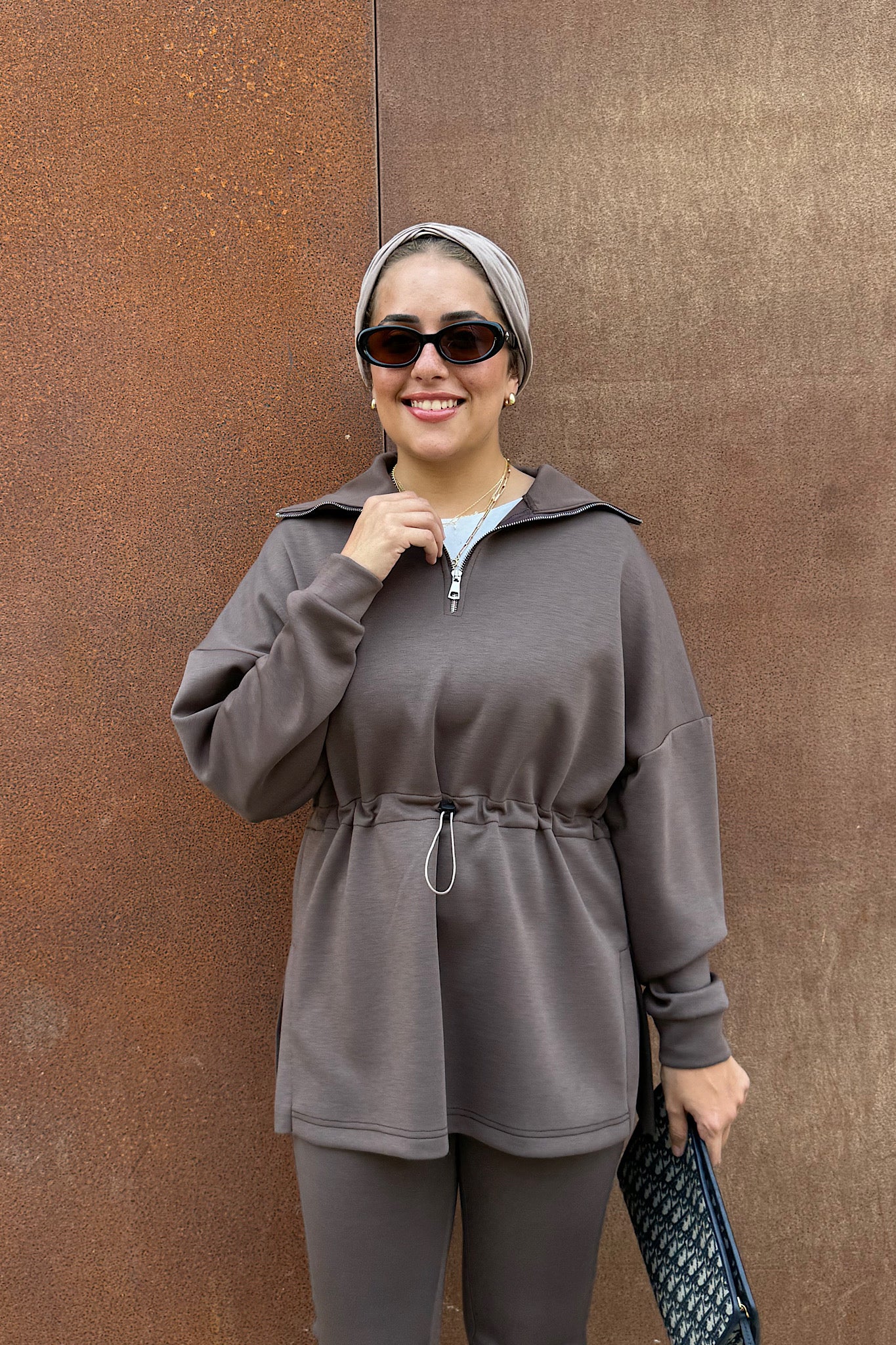 The Leisure Set in Brown