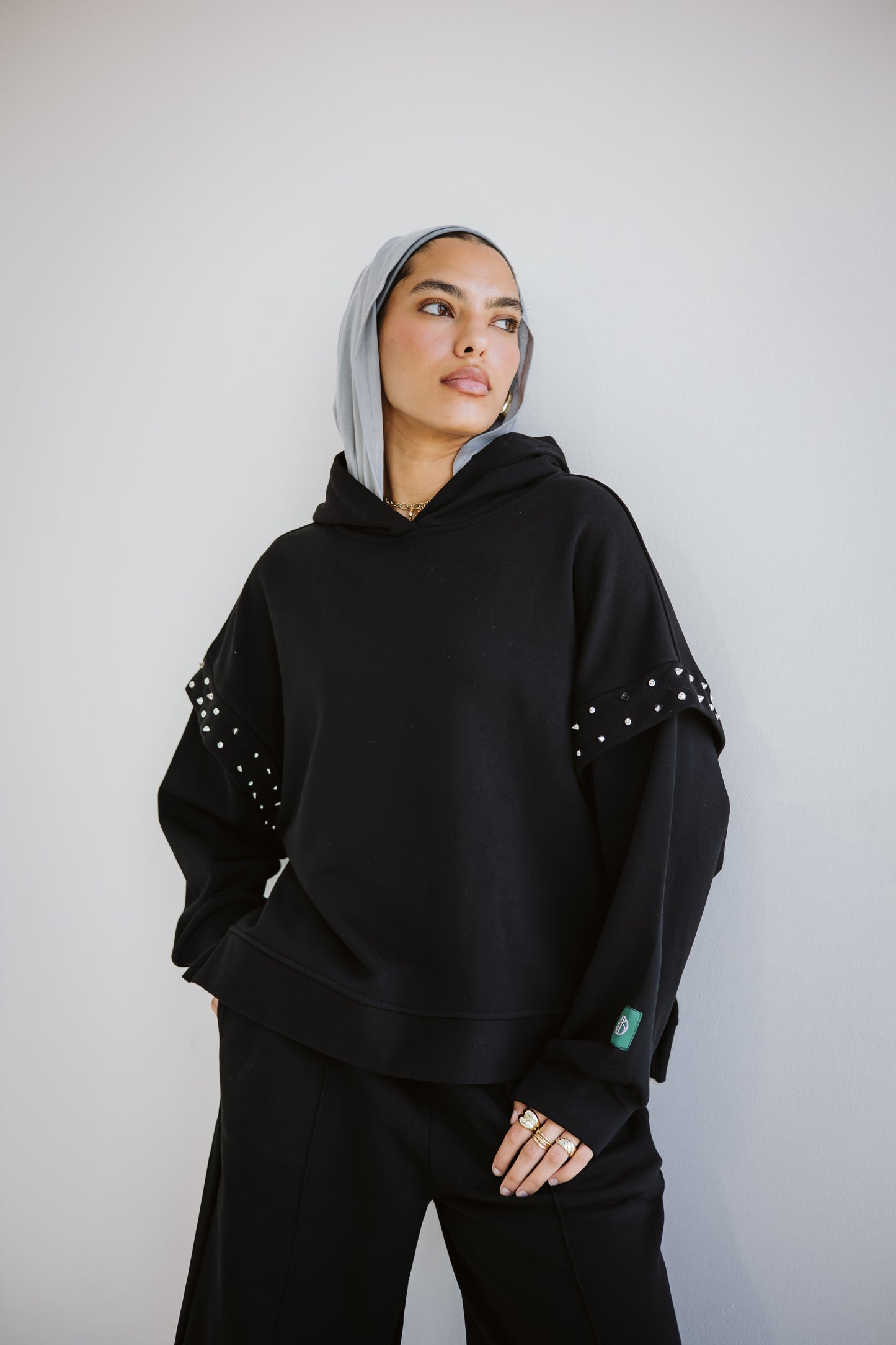 Studded Easy Set in black