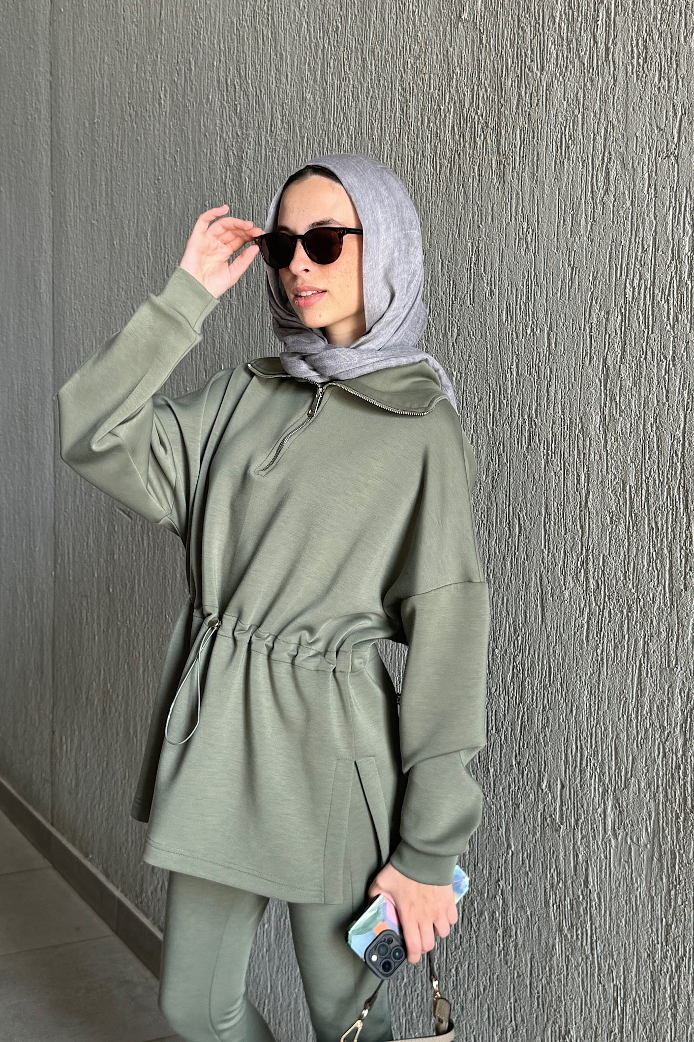 The Leisure Set in Olive