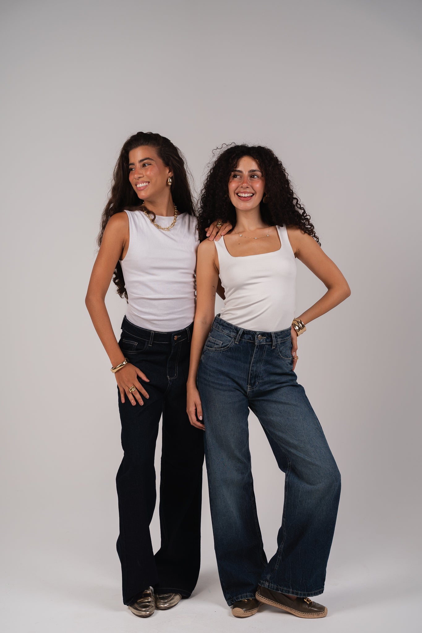 Mid-Rise straight leg denim pants