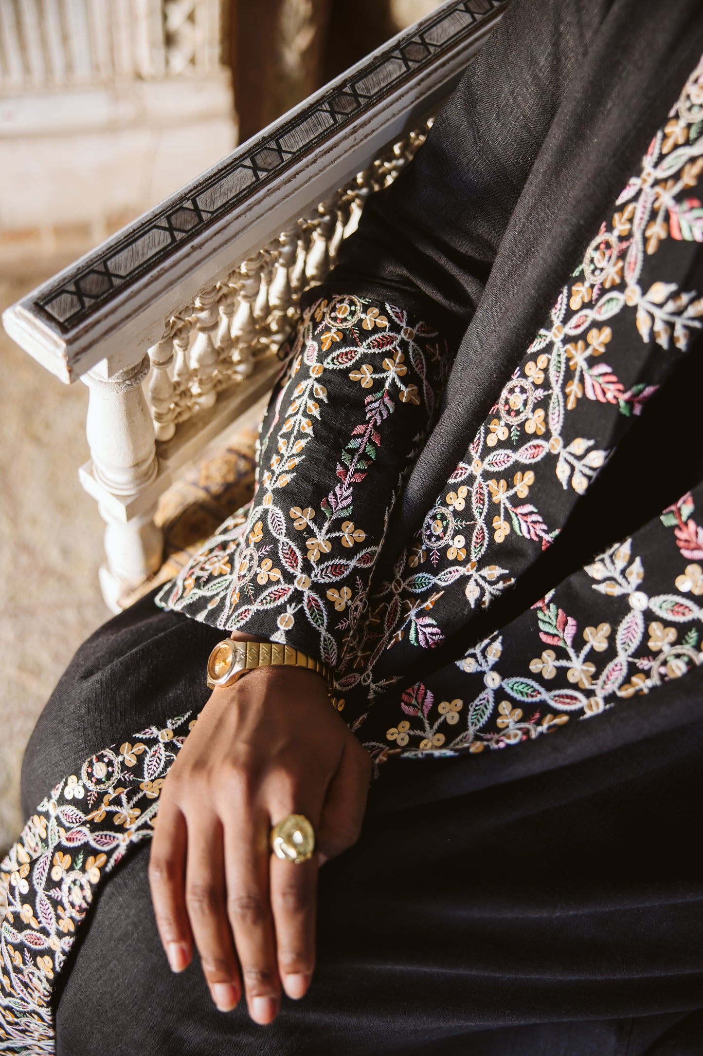 Hindi kimono in black