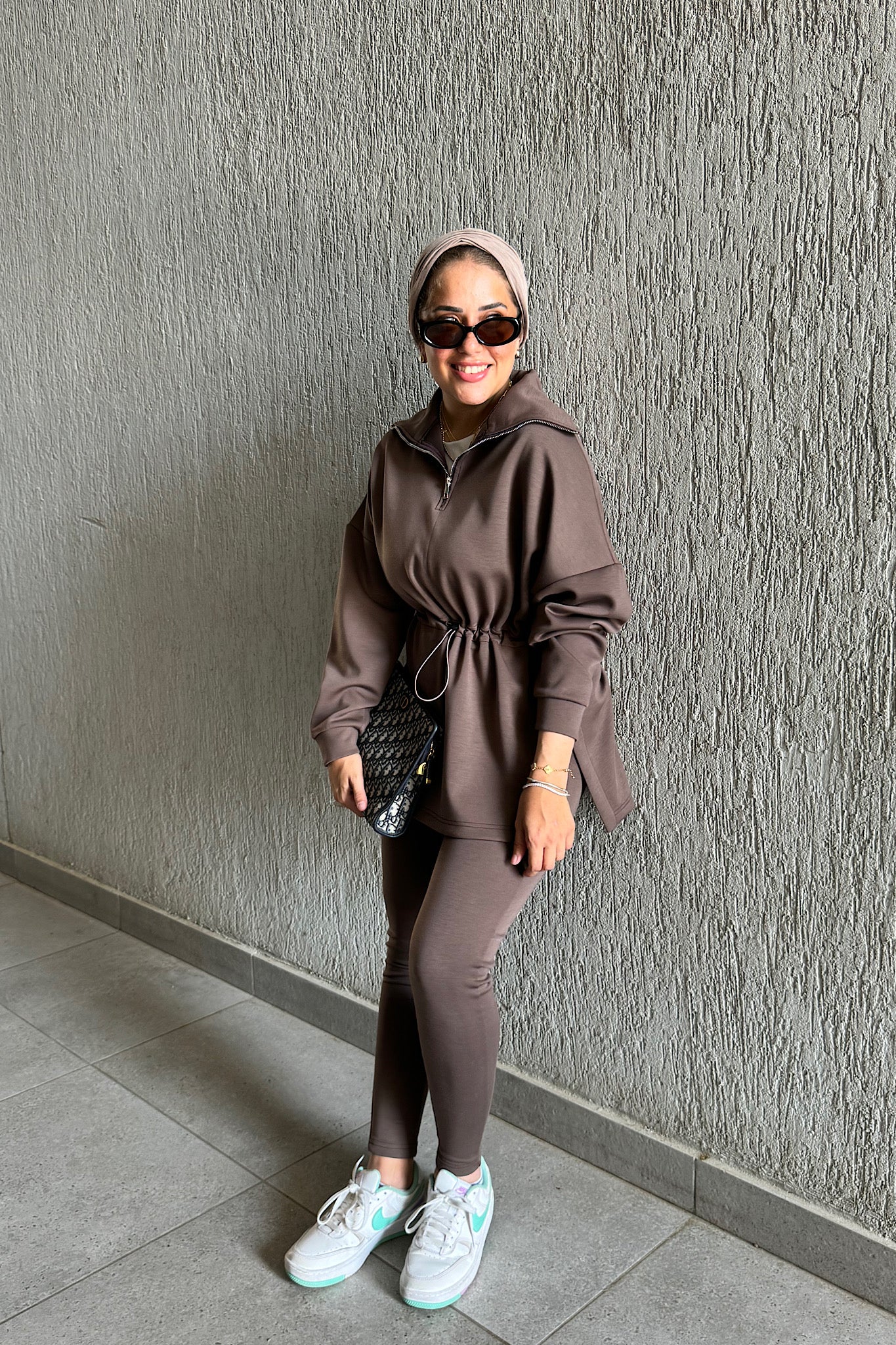 The Leisure Set in Brown