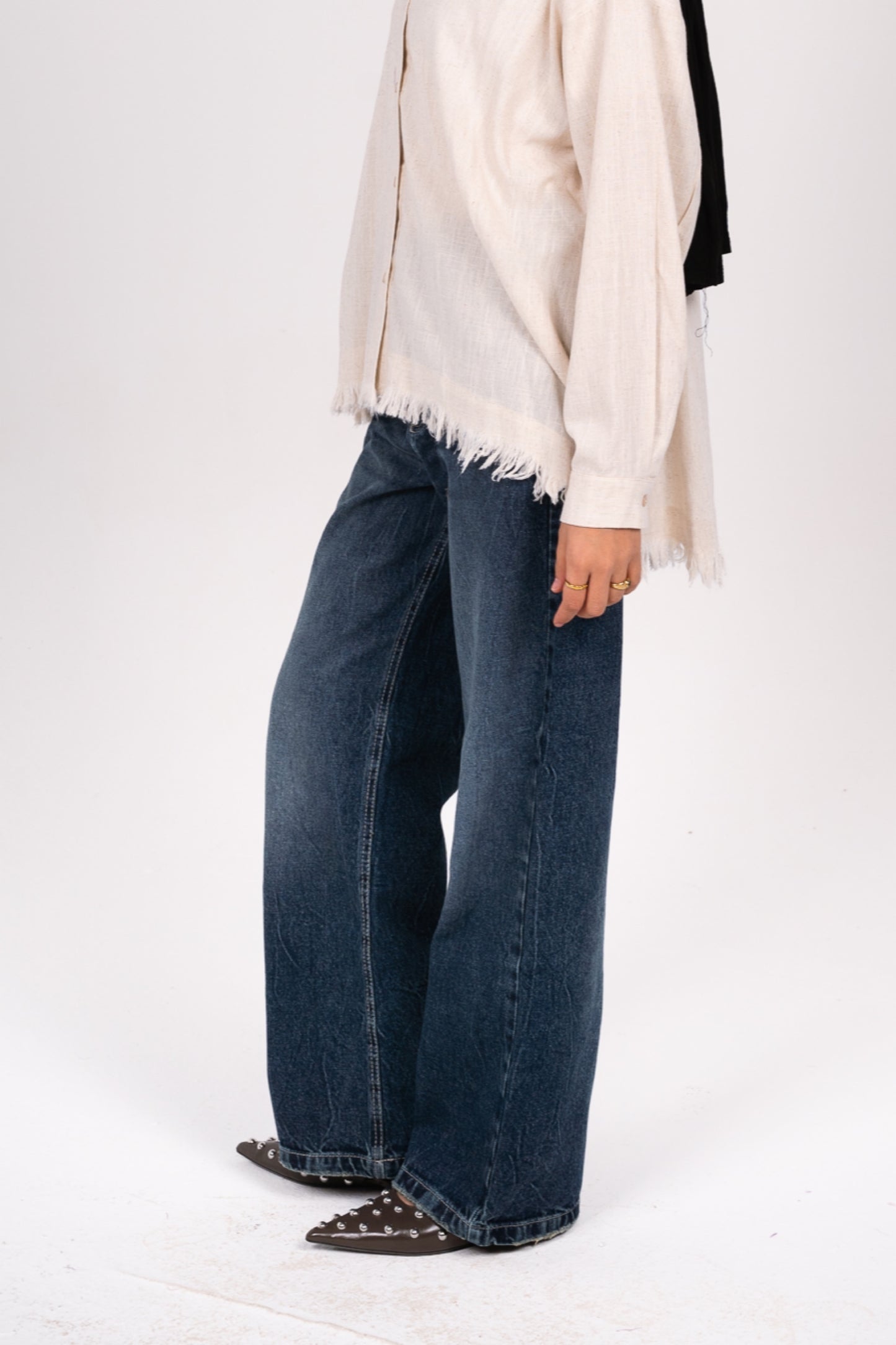 Mid-Rise straight leg denim pants