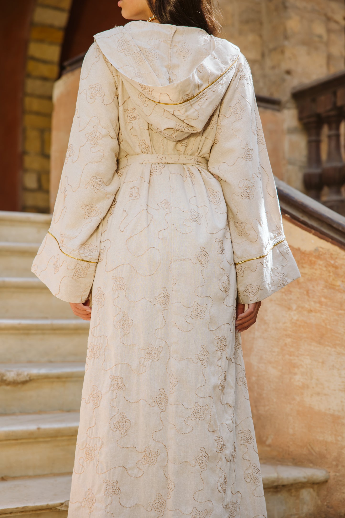 Embroidery kimono - beige embroidery