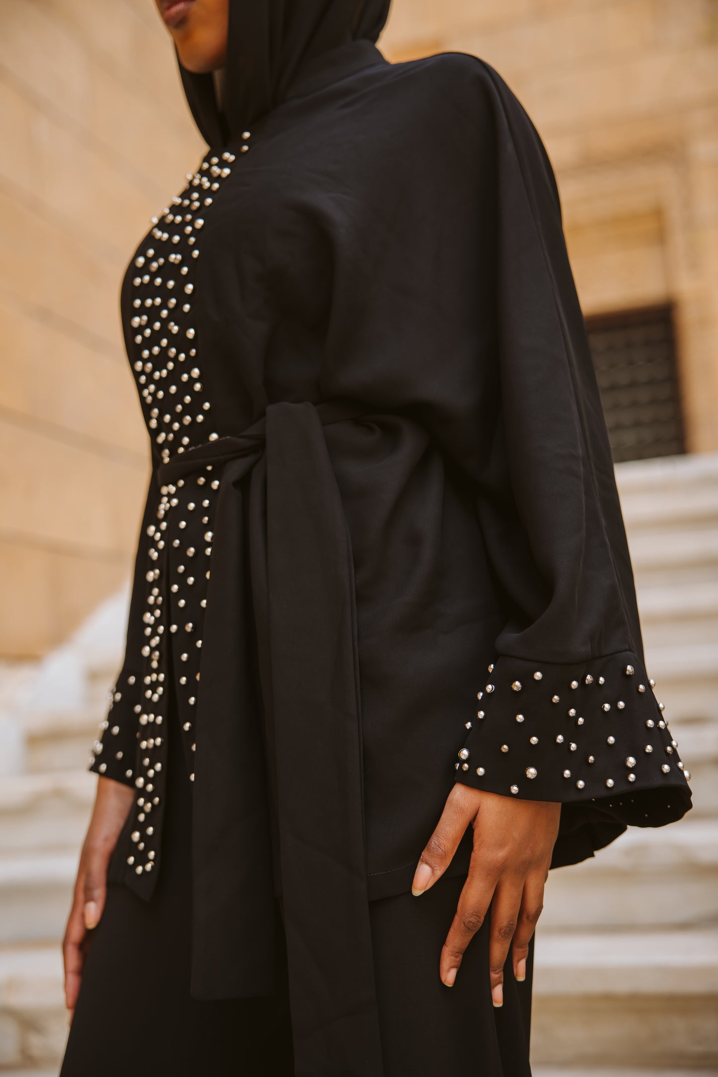 Better this way cape in black