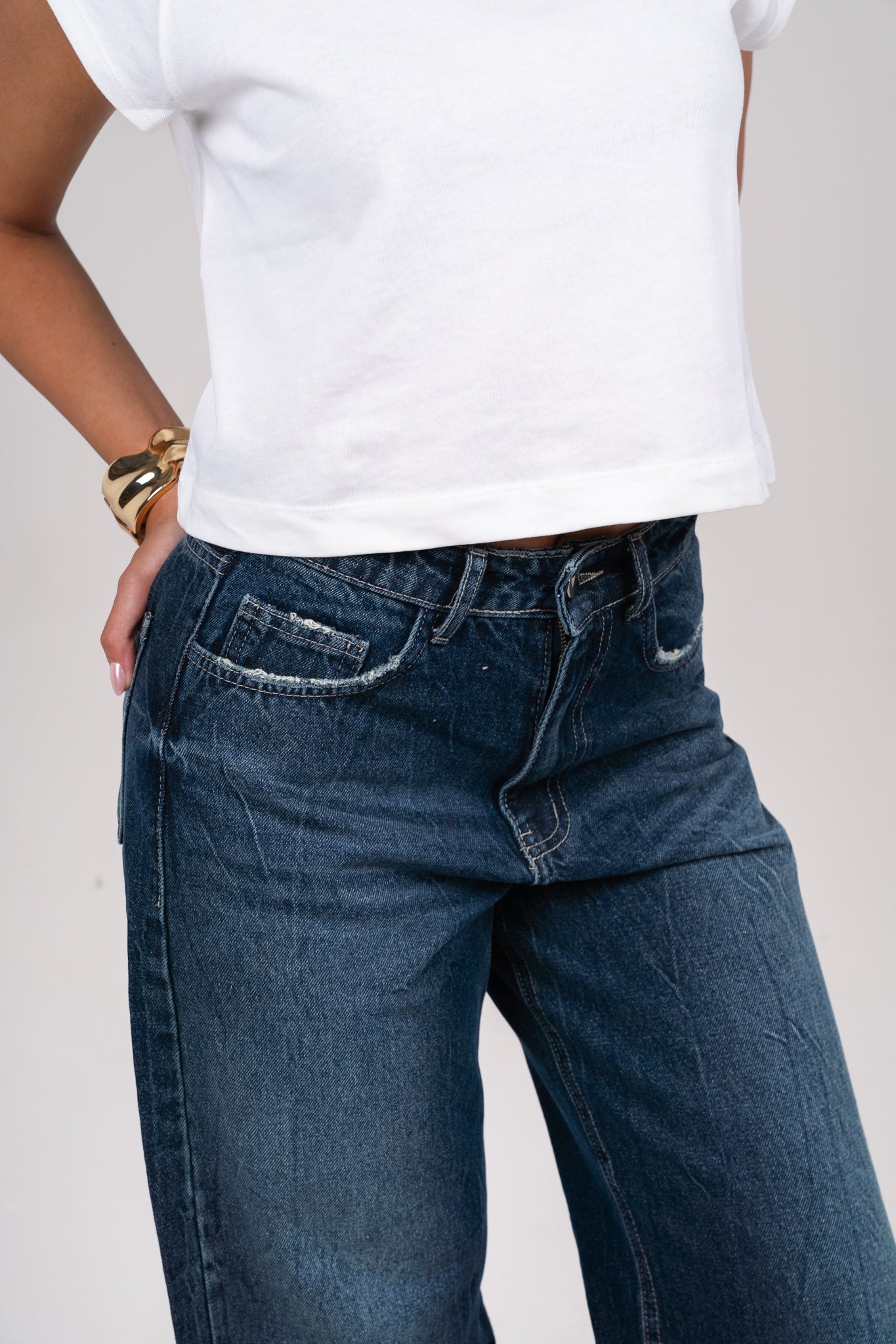 Mid-Rise straight leg denim pants