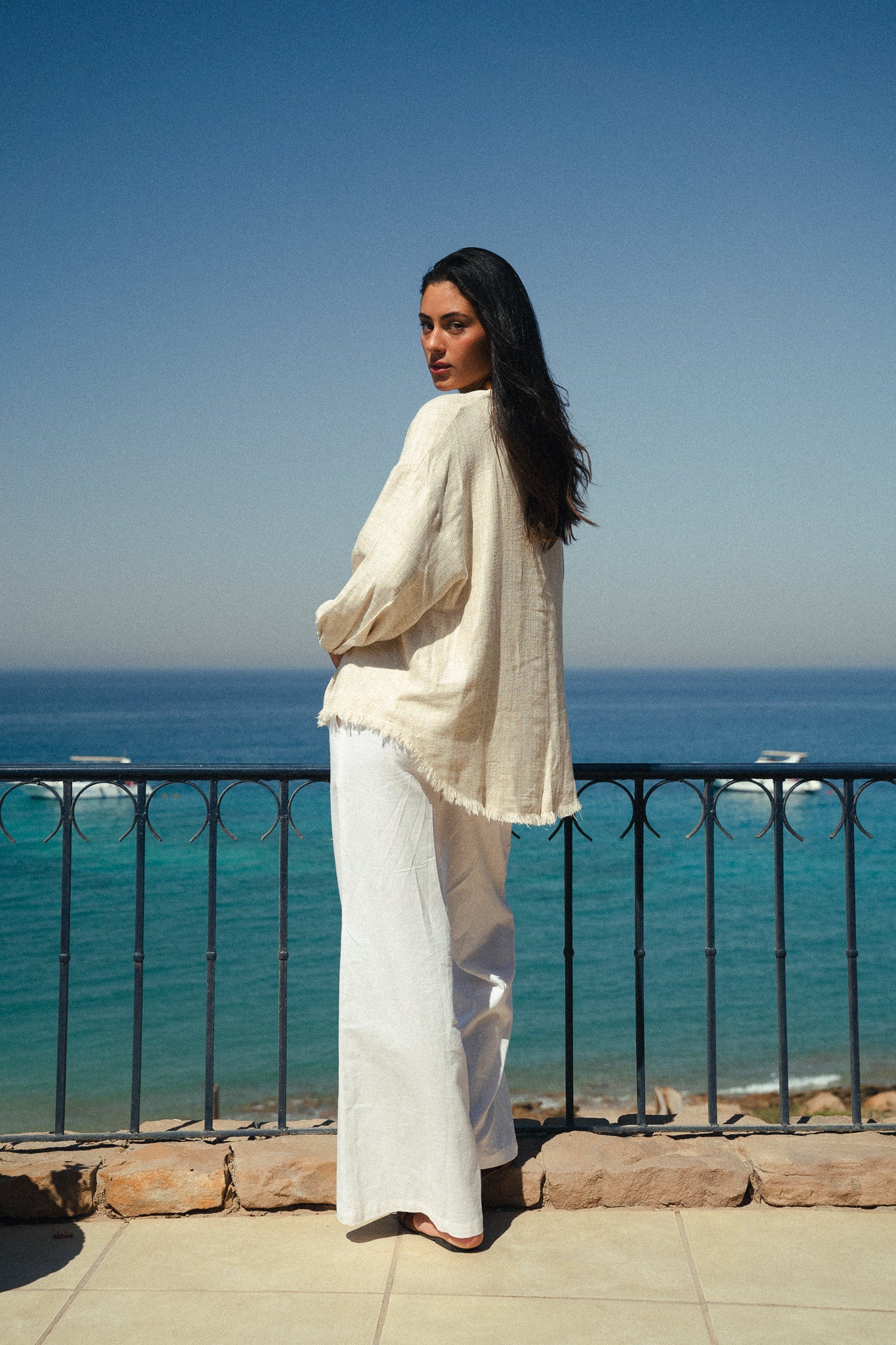 The Sparkly Fringes shirt in beige