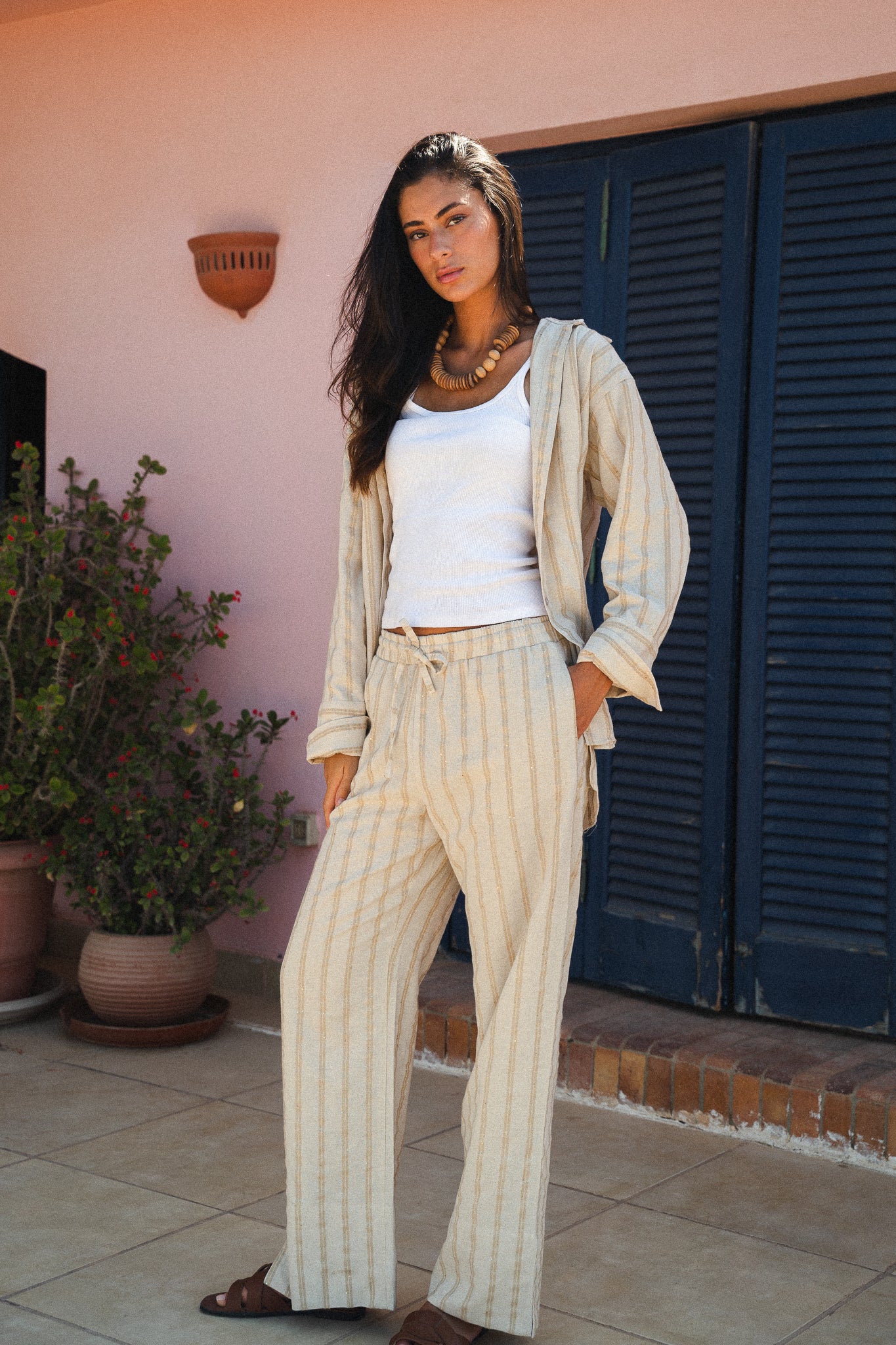 Barefoot Set in Beige