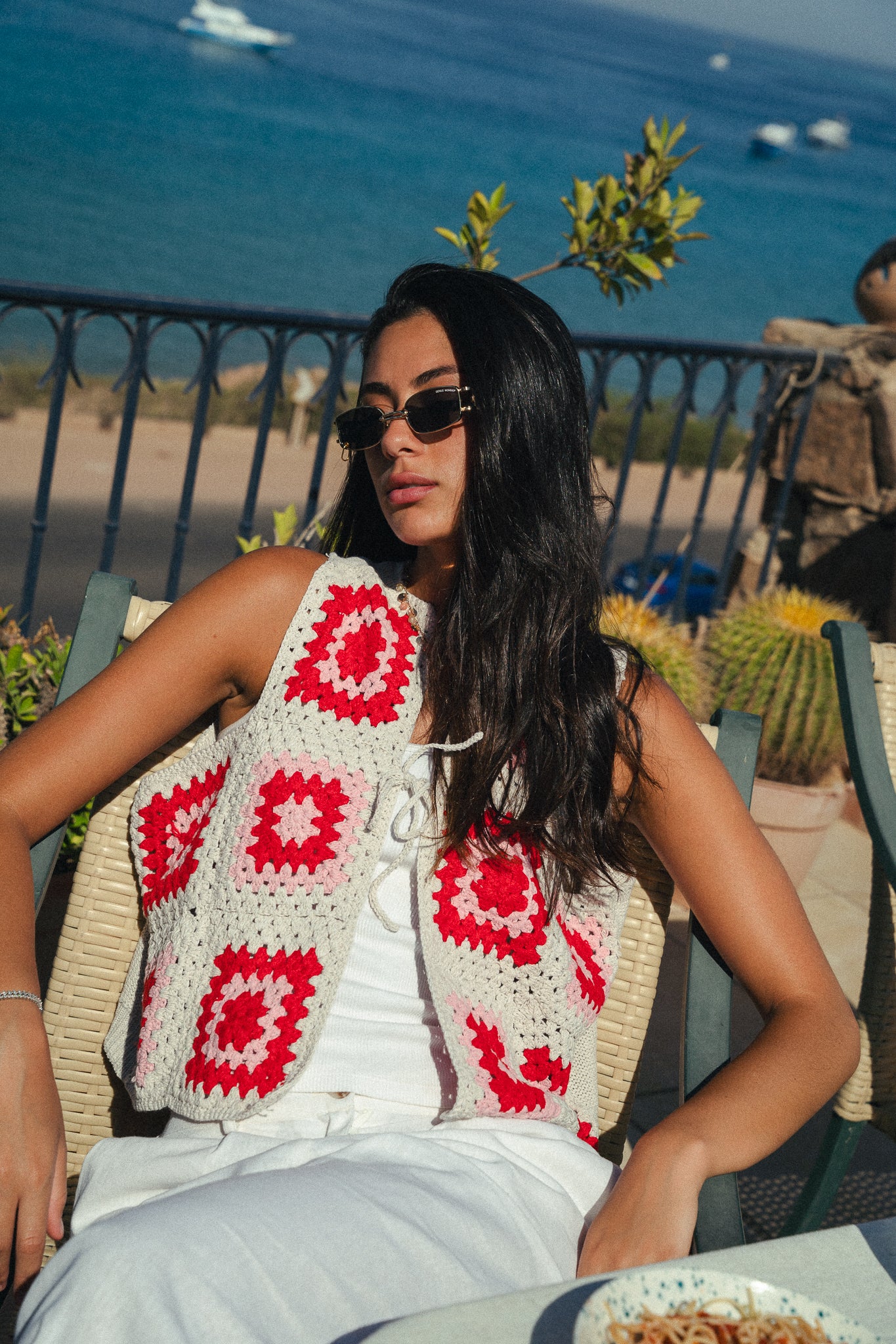 The Granny edit vest in Red