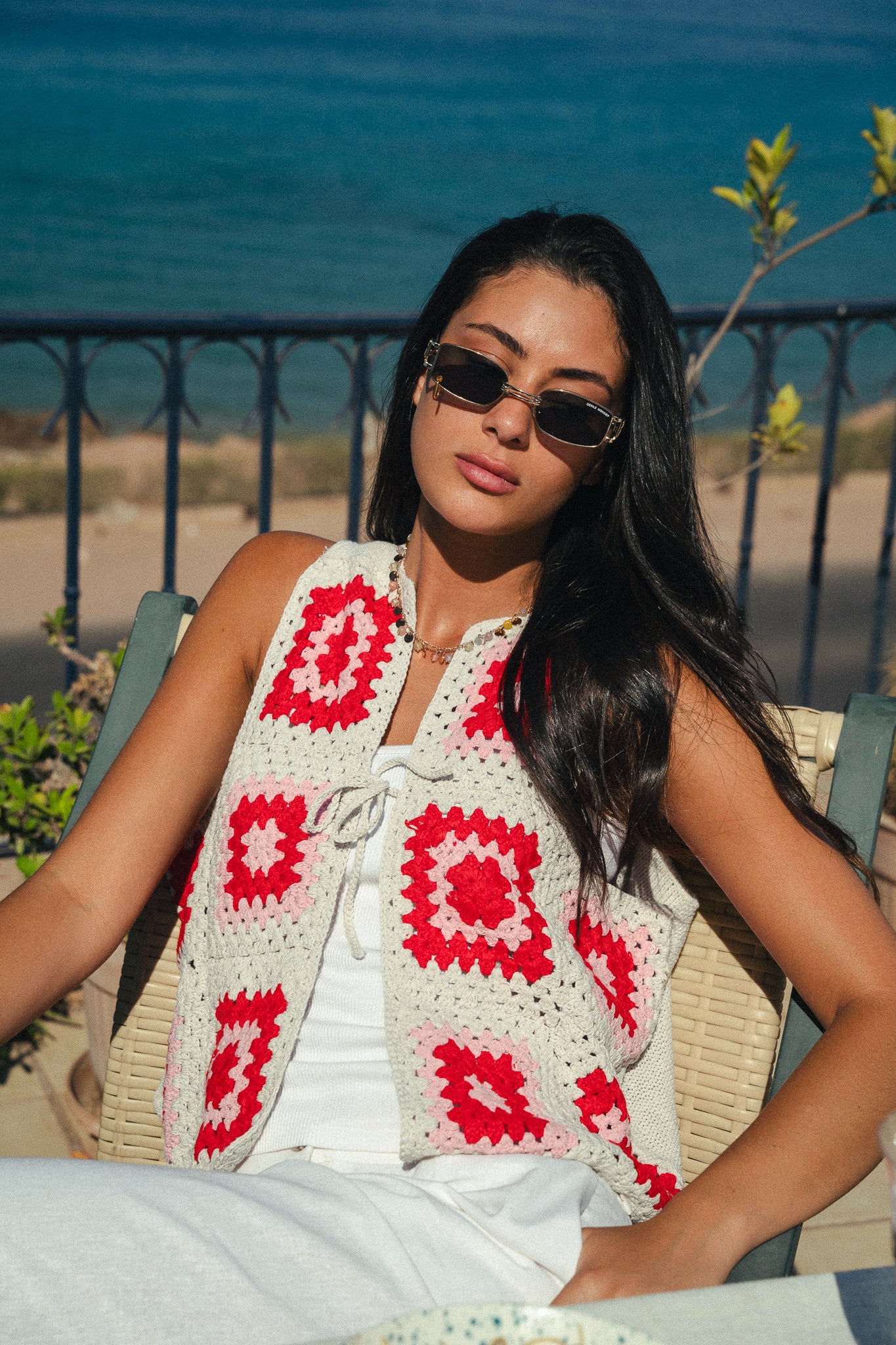 The Granny edit vest in Red