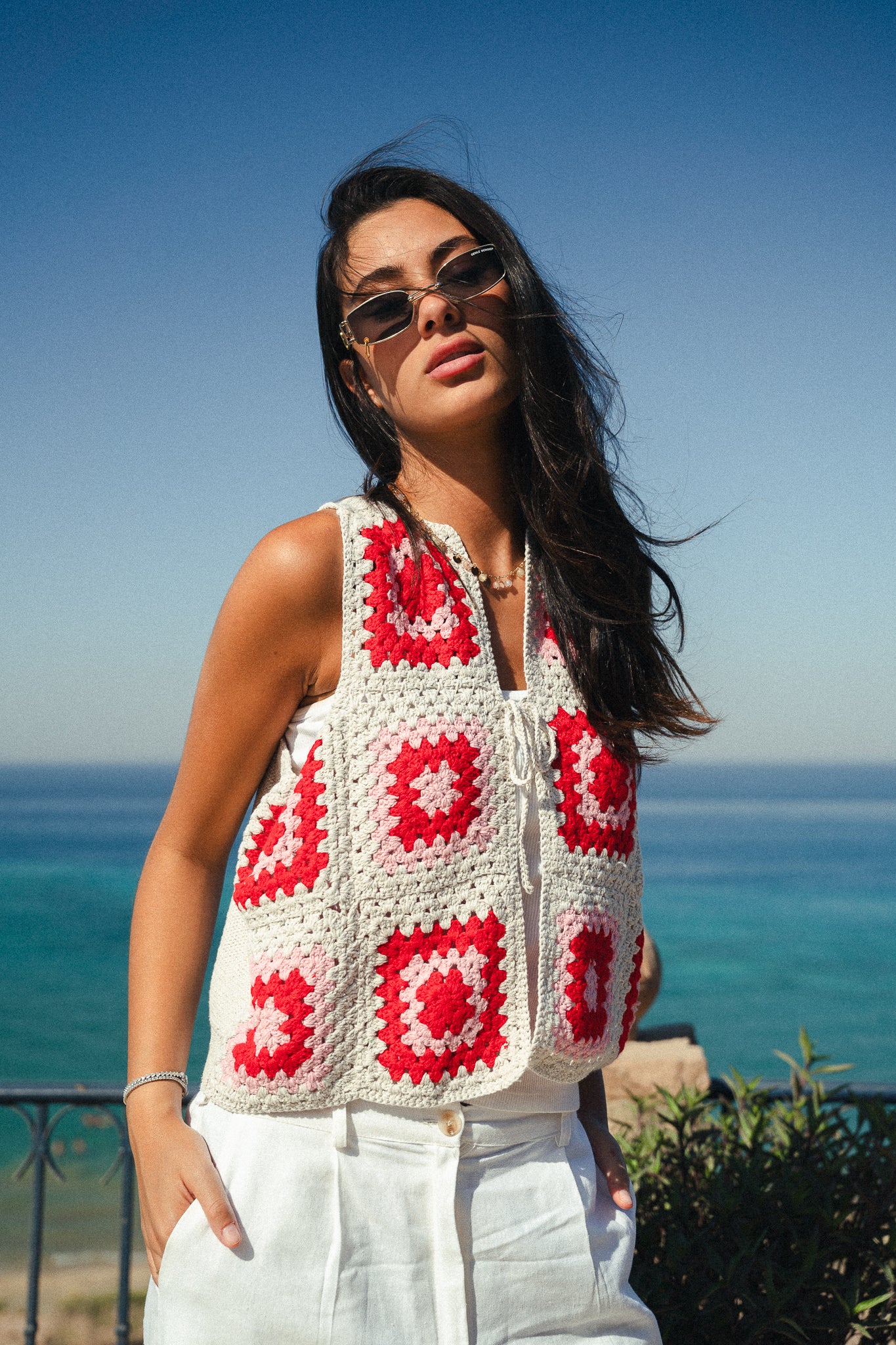 The Granny edit vest in Red