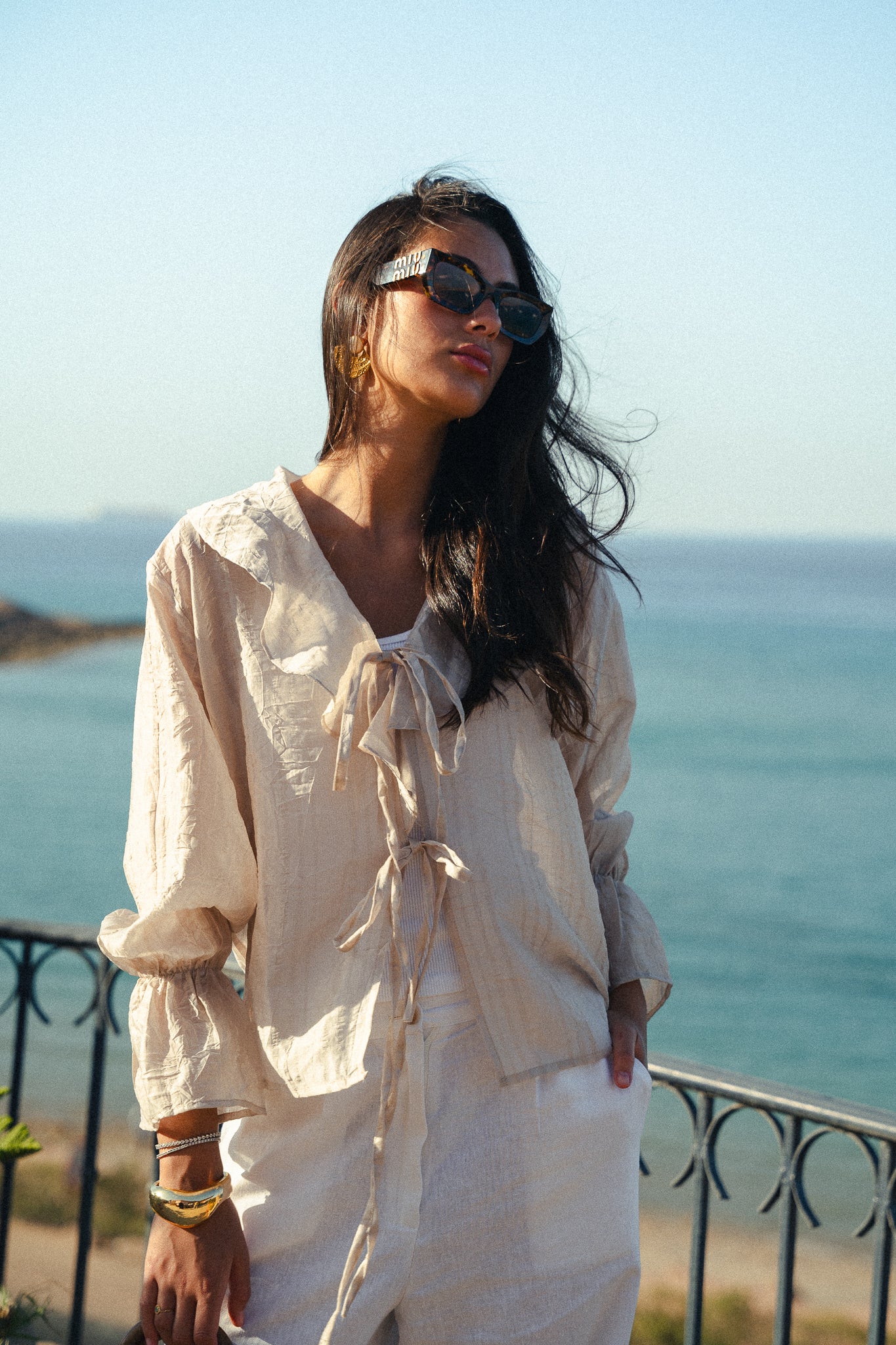 The Ruffles top in beige