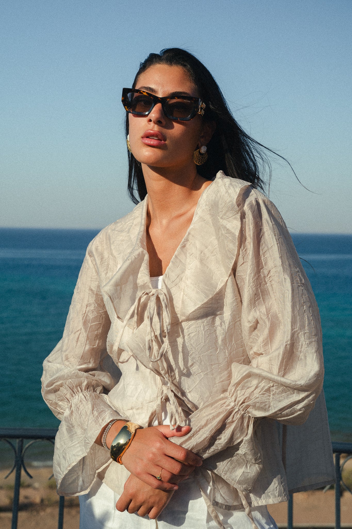 The Ruffles top in beige