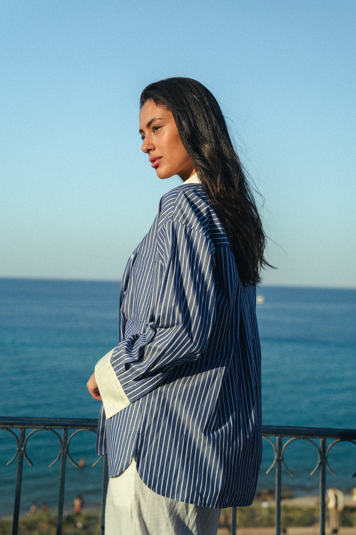 Bare hug shirt in Blue