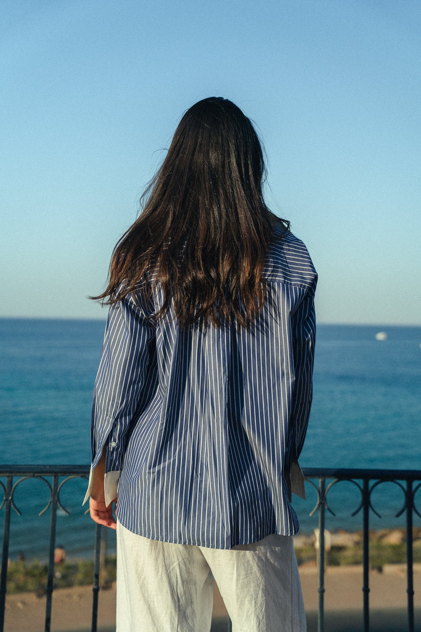 Bare hug shirt in Blue