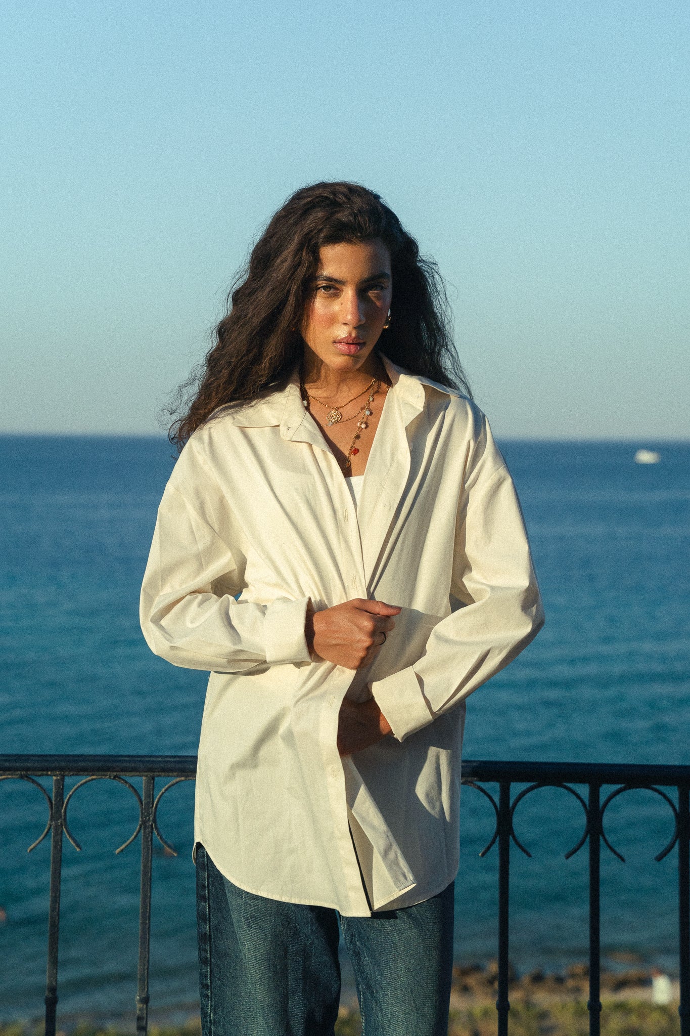 Wrap it shirt in Off-White - Poplin