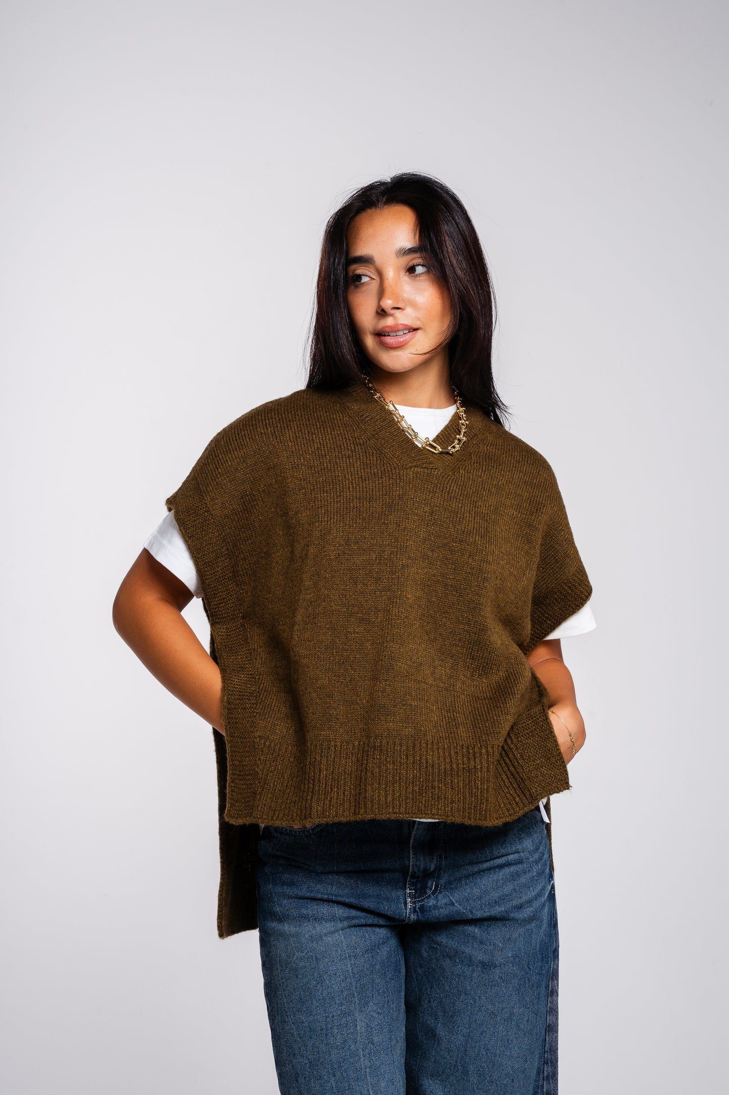 Last Call Vest in Olive