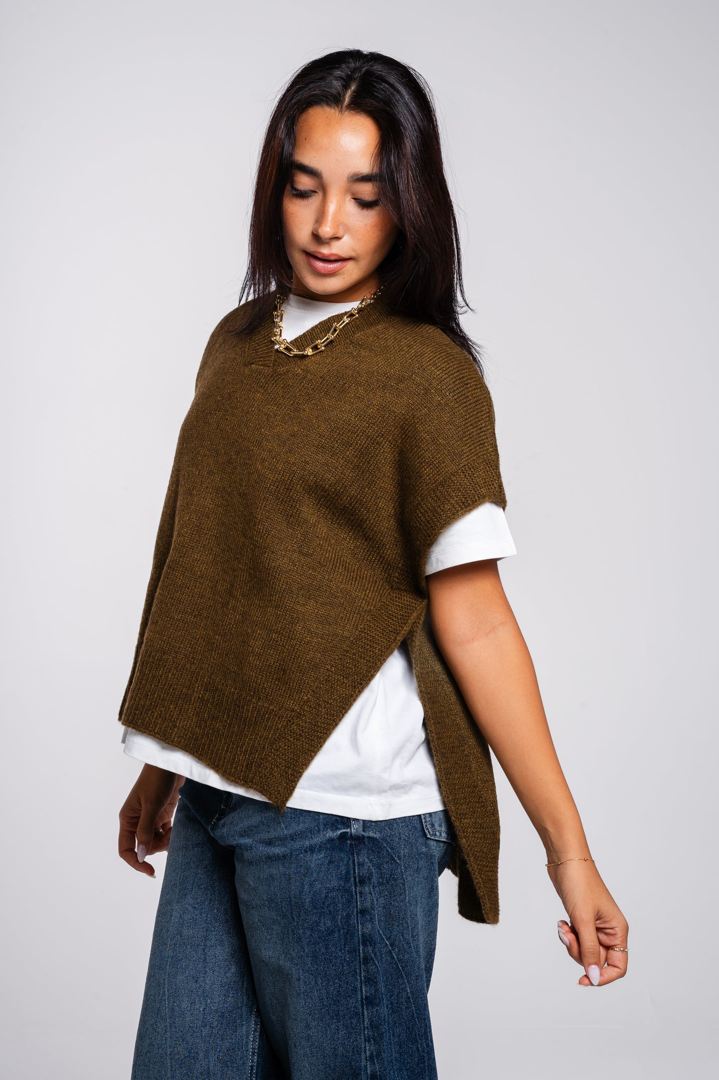 Last Call Vest in Olive