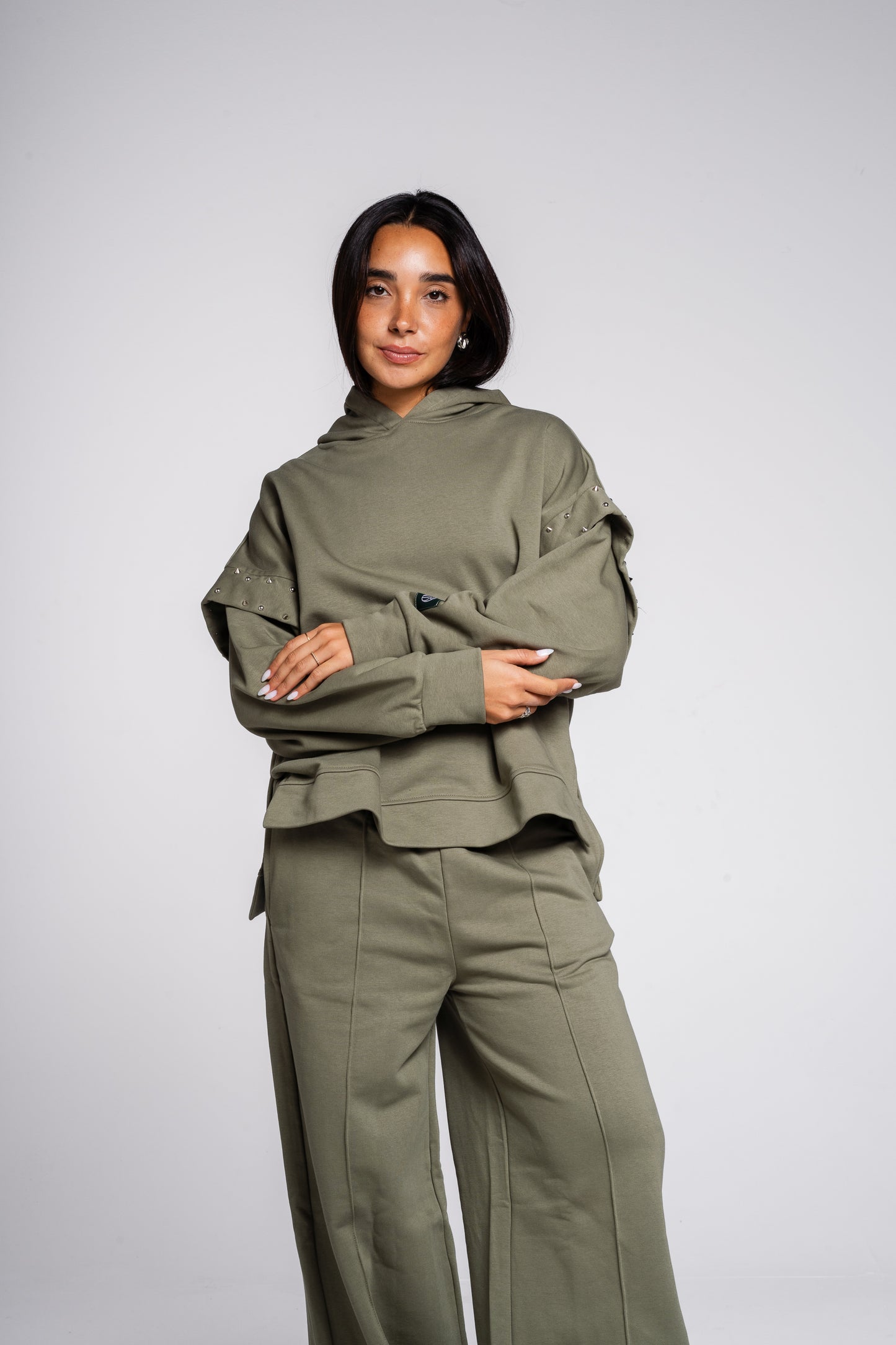Studded Easy Set in Olive
