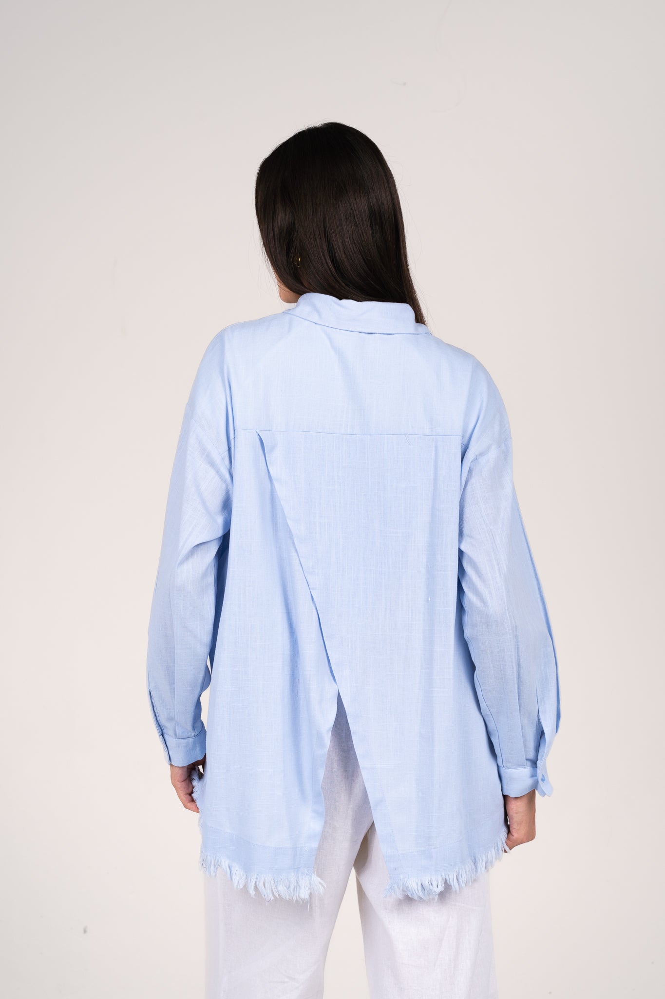 Lifestyle fringes shirt in Baby Blue