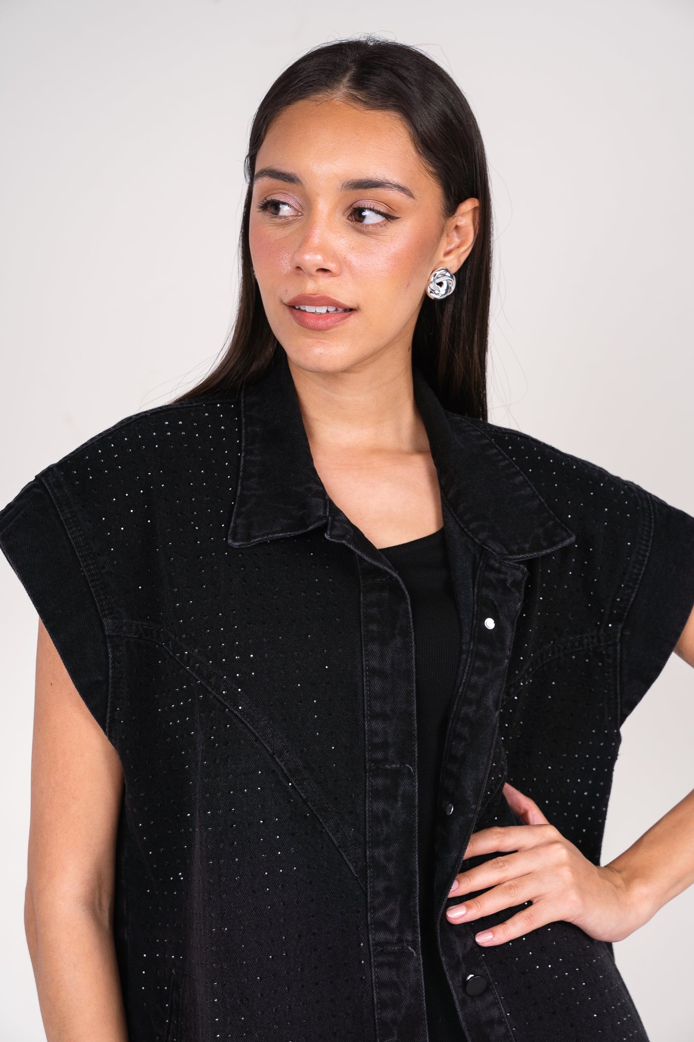 She is studded denim vest in black
