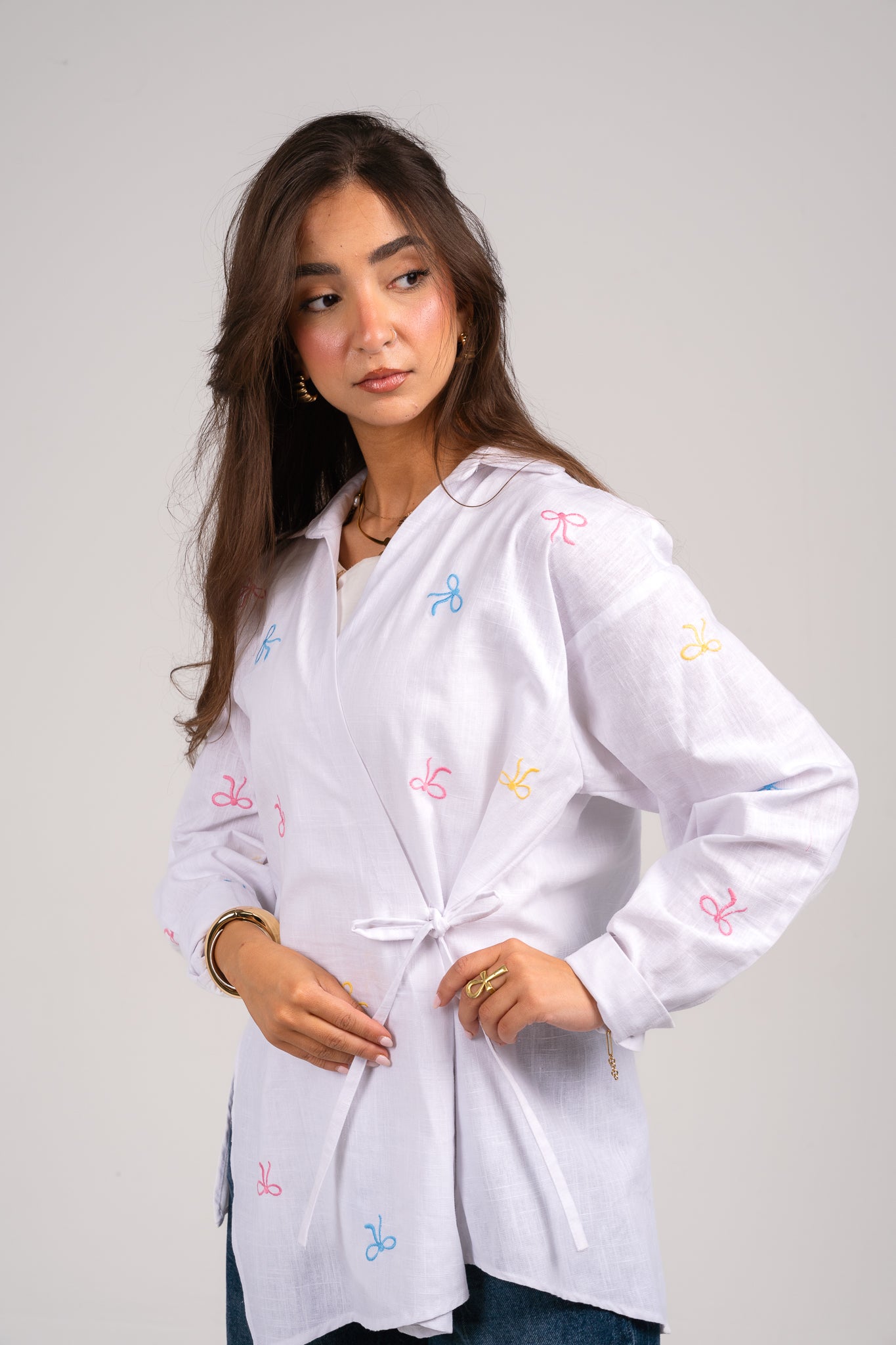 Ribbons embroidered wrap shirt in White