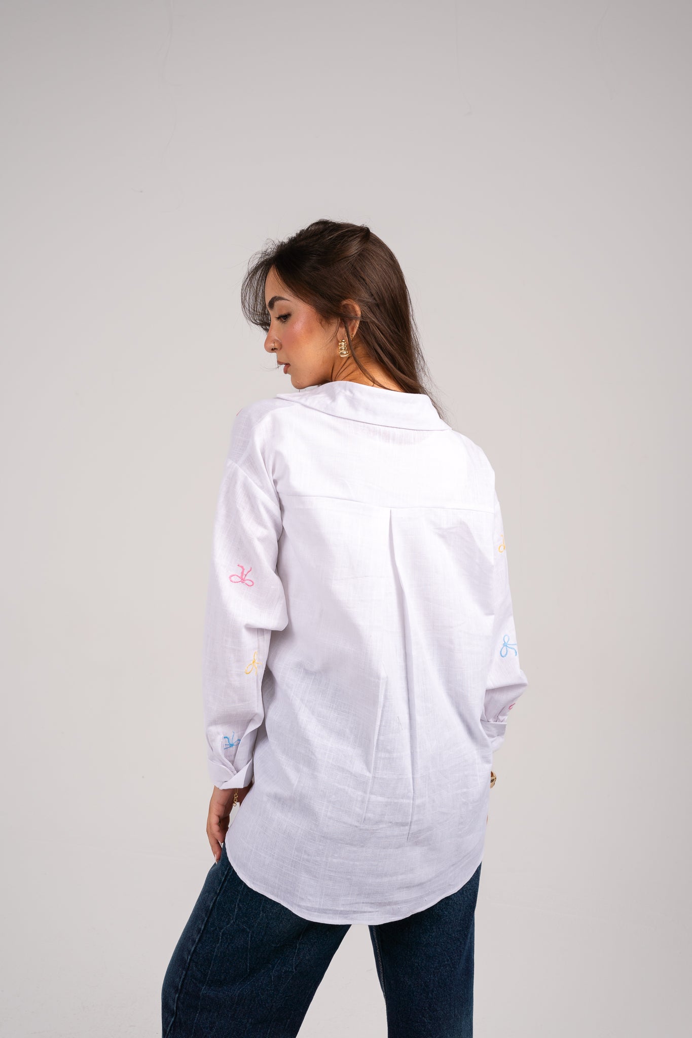 Ribbons embroidered wrap shirt in White