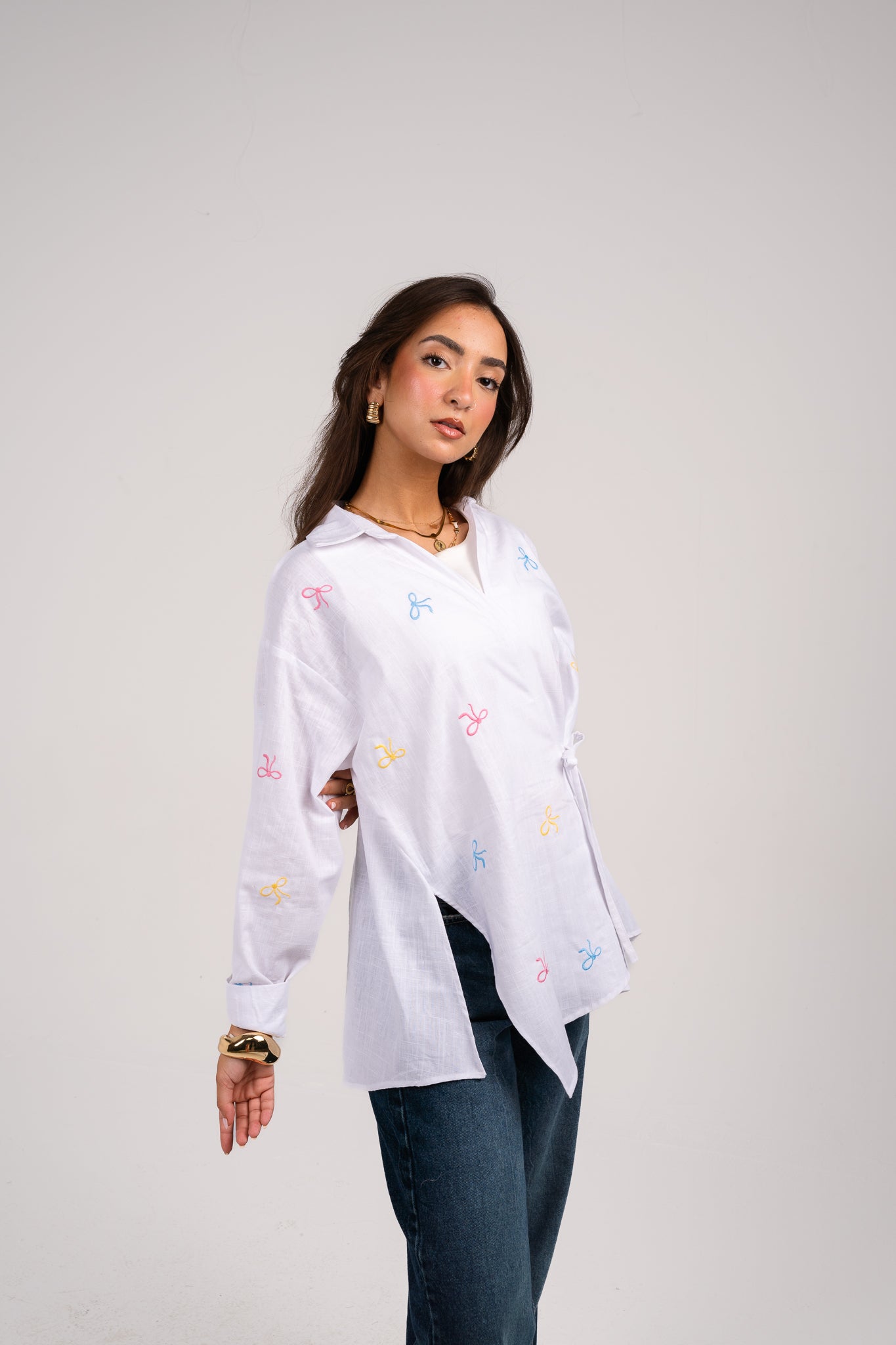 Ribbons embroidered wrap shirt in White
