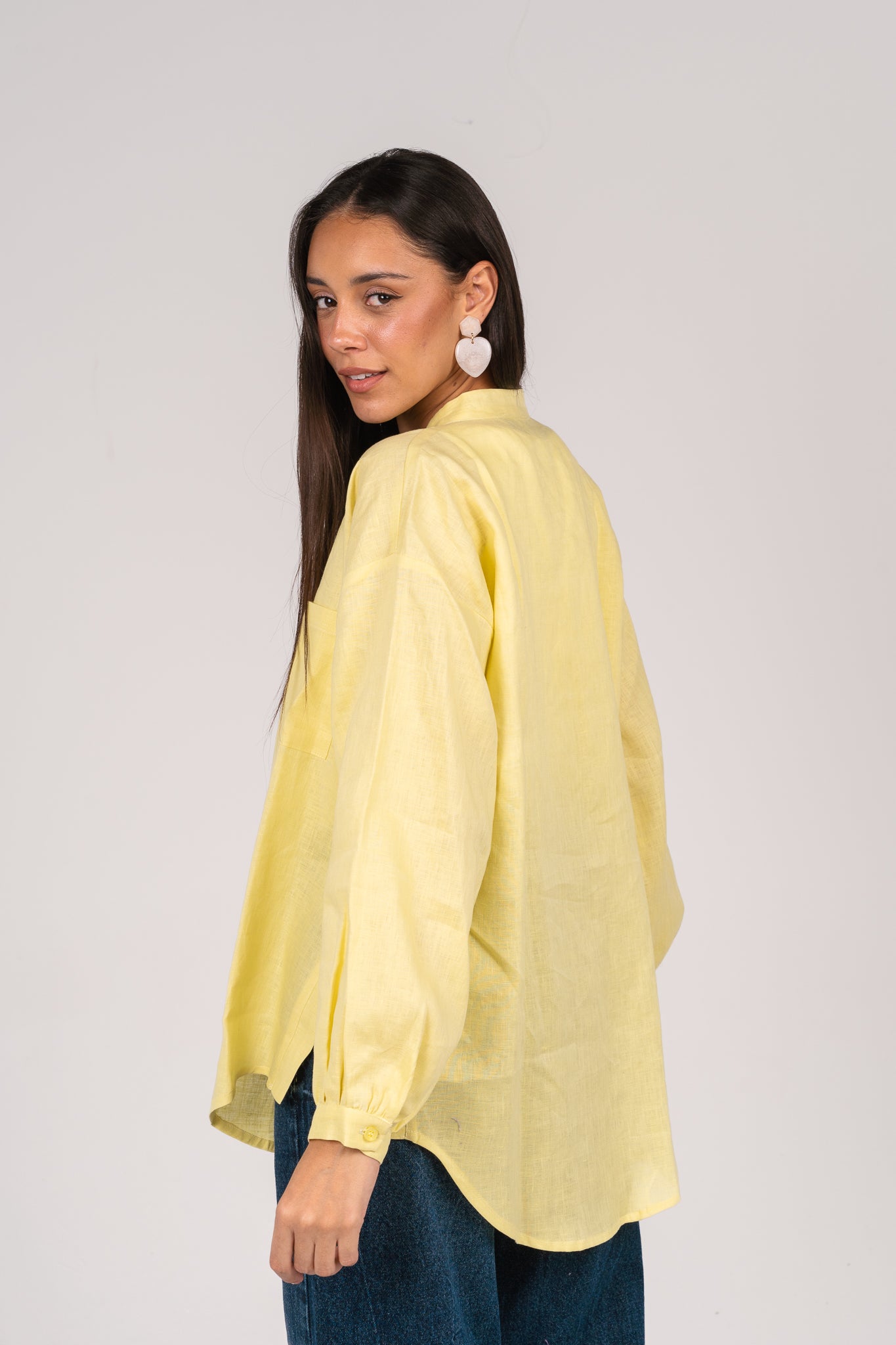 Golden hour shirt in Butter Yellow
