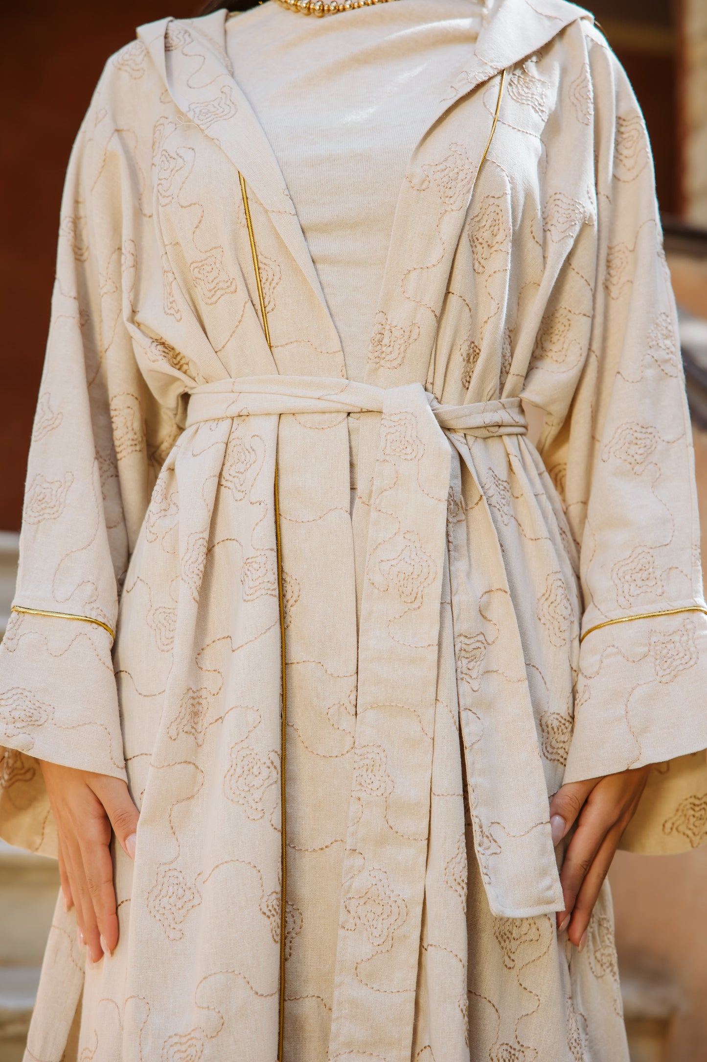 Embroidery kimono - beige embroidery