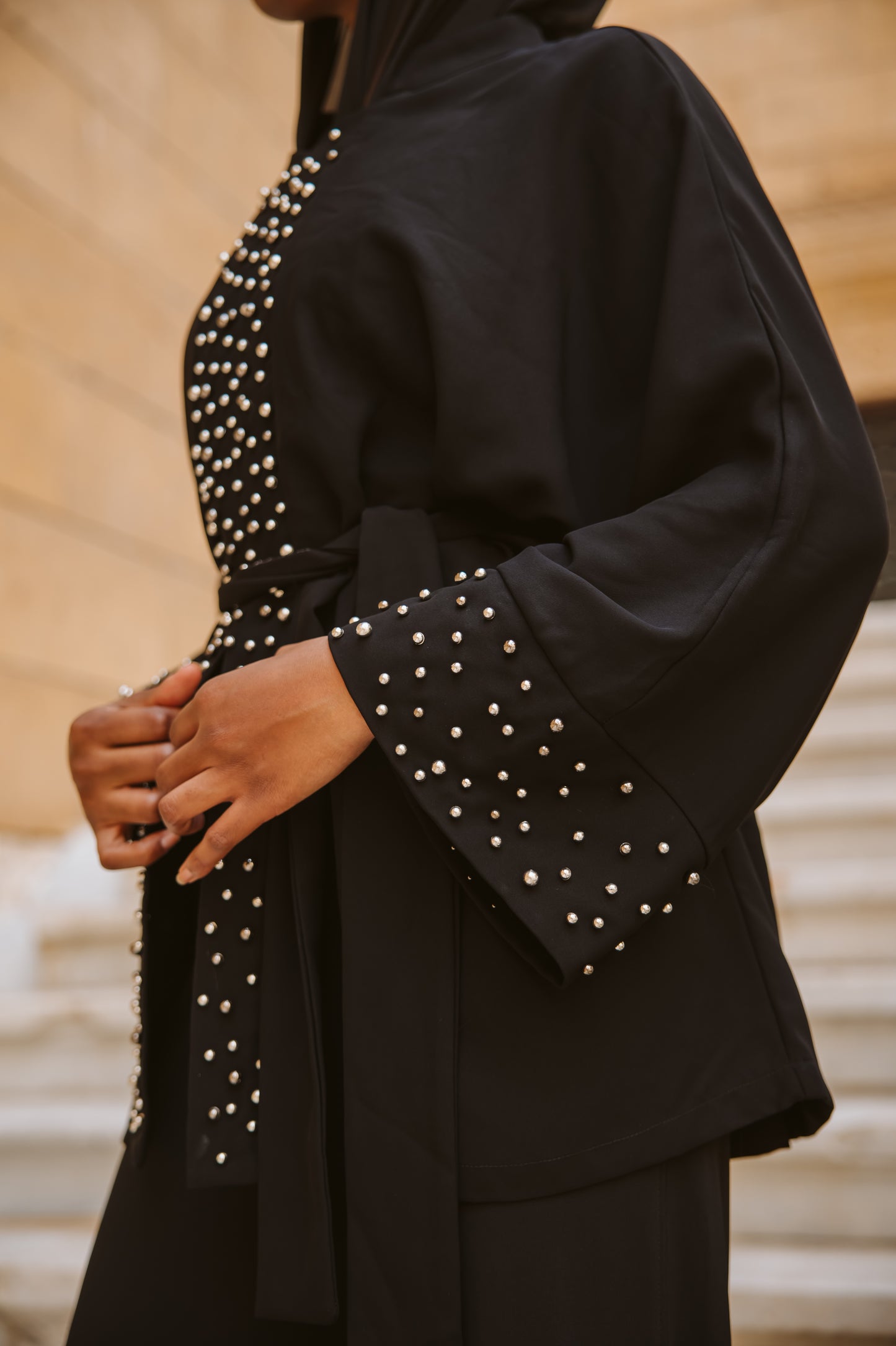 Better this way cape in black