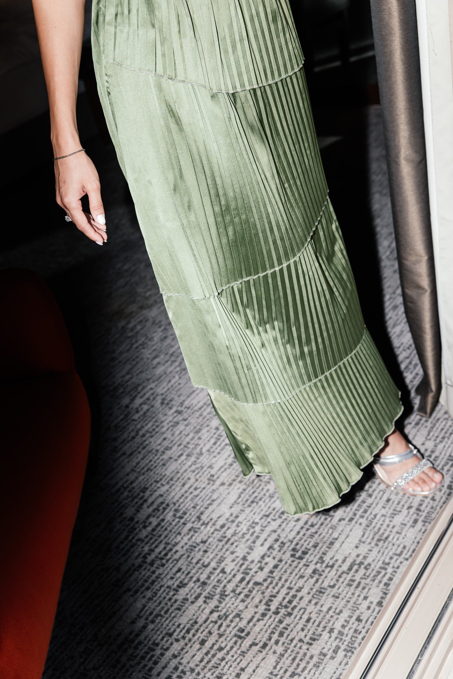 DAZZLE Skirt in sage green