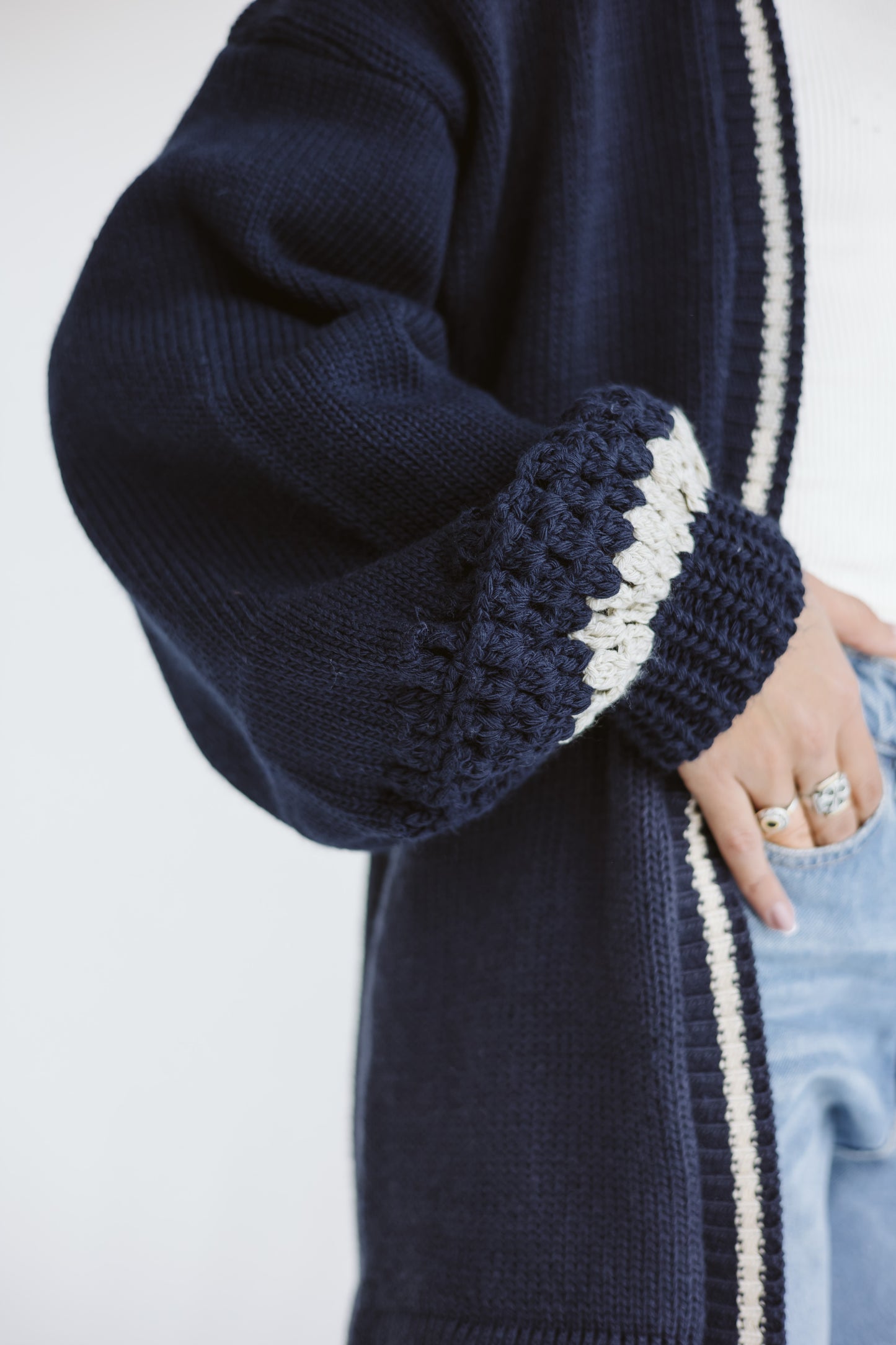 AURA cardigan in Navy