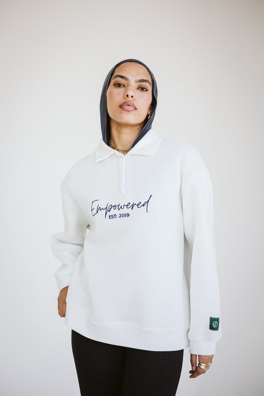 Empowered sweater in off-white