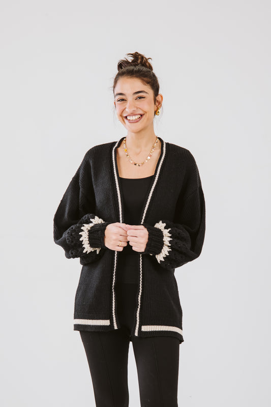 AURA cardigan in black