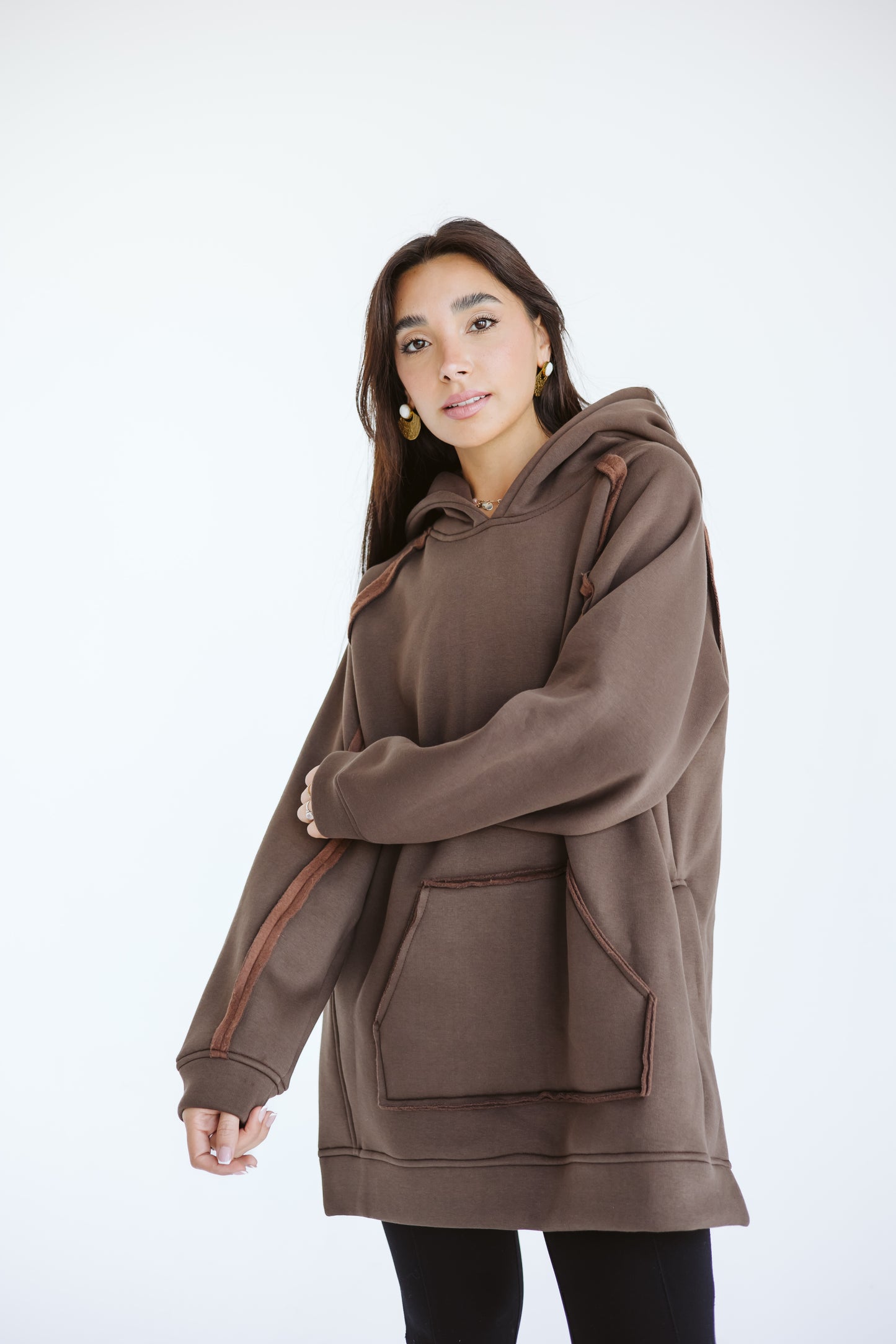 Essential hoodie in brown