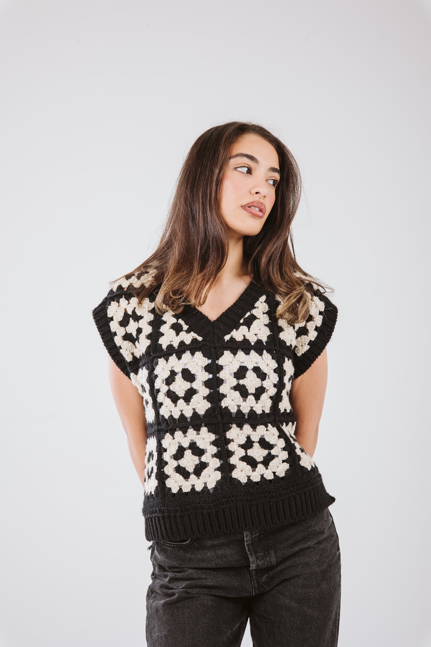 Knit vest in black