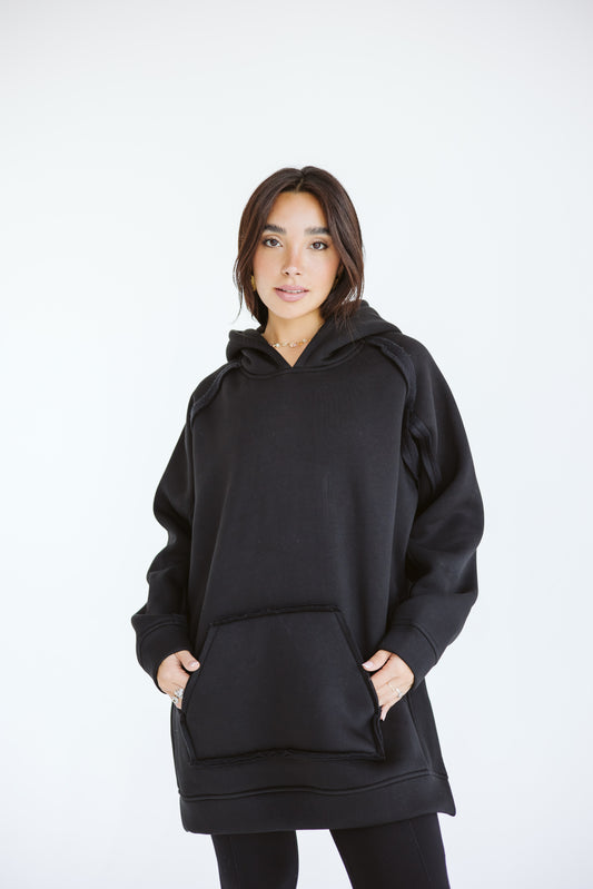 Essential hoodie in black