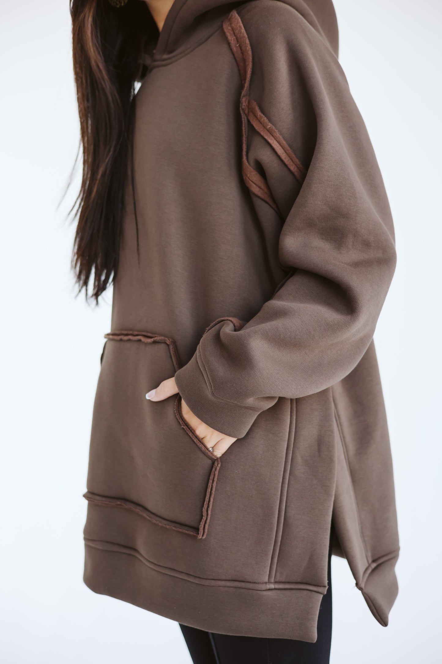 Essential hoodie in brown