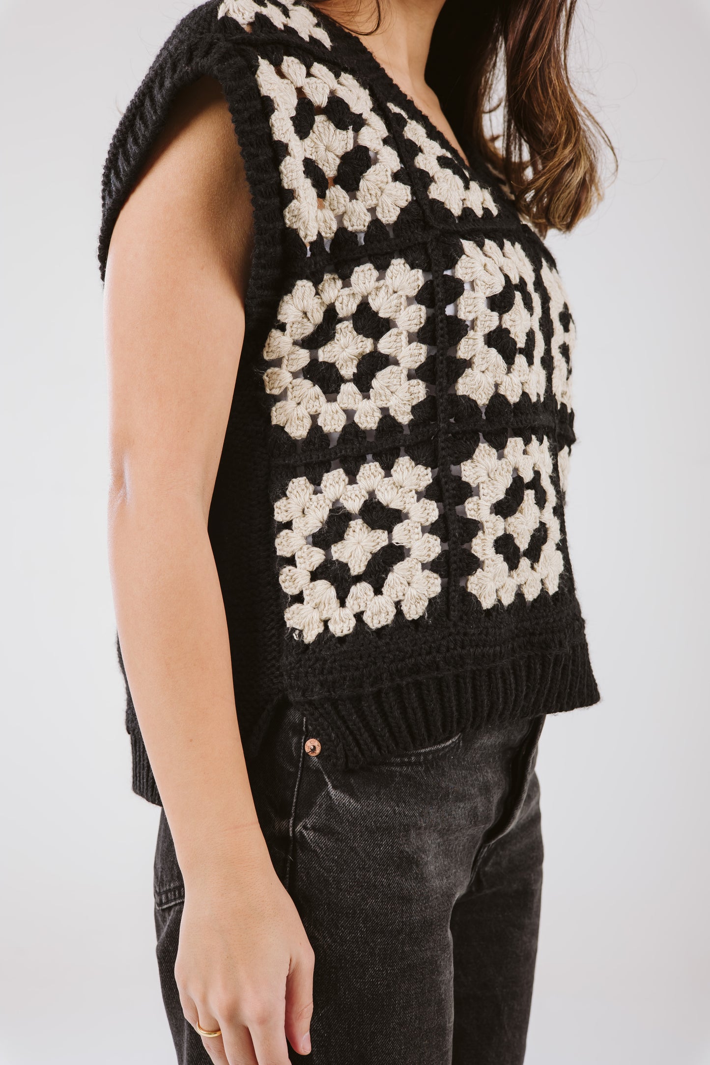 Knit vest in black