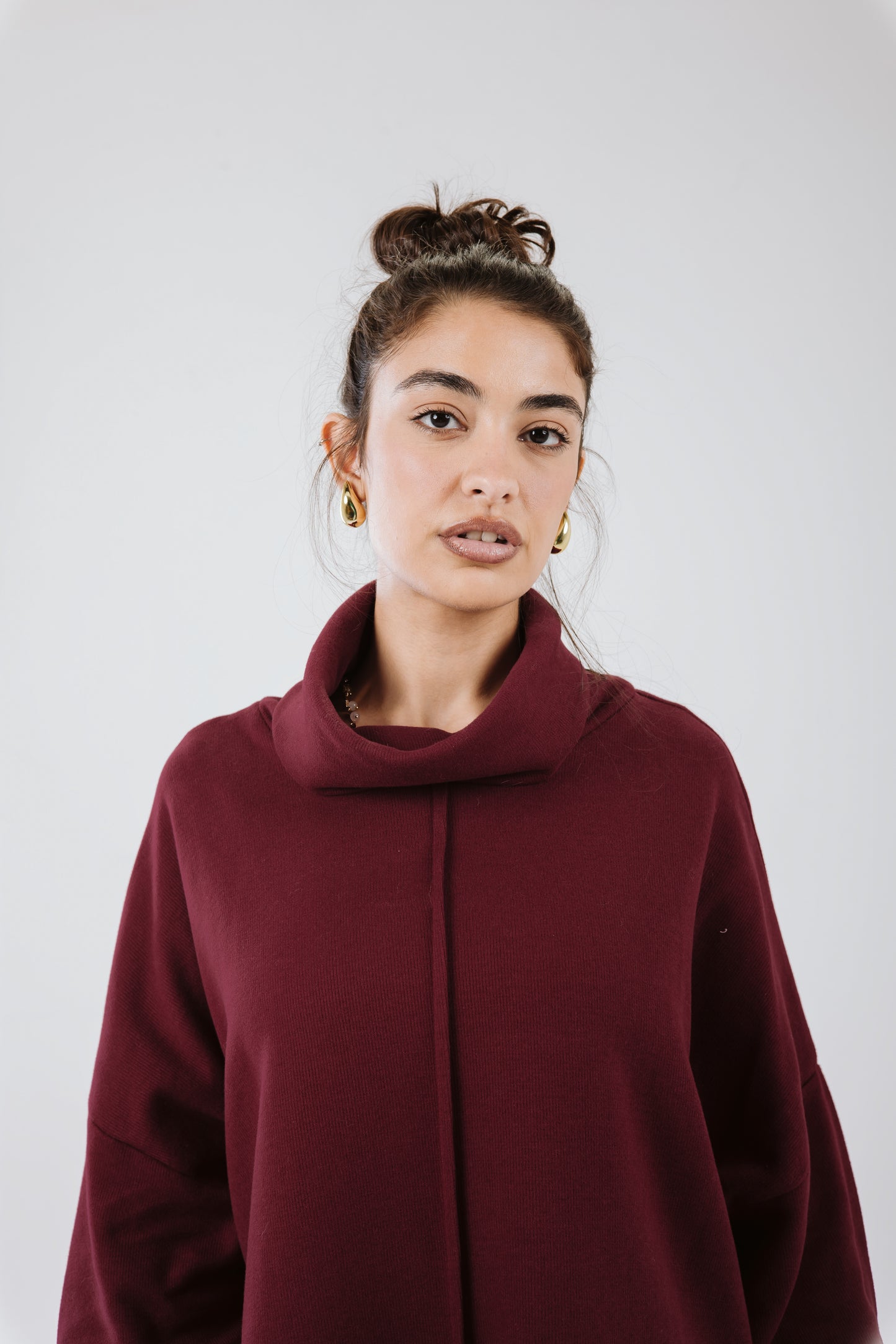 All I Need pullover in burgundy