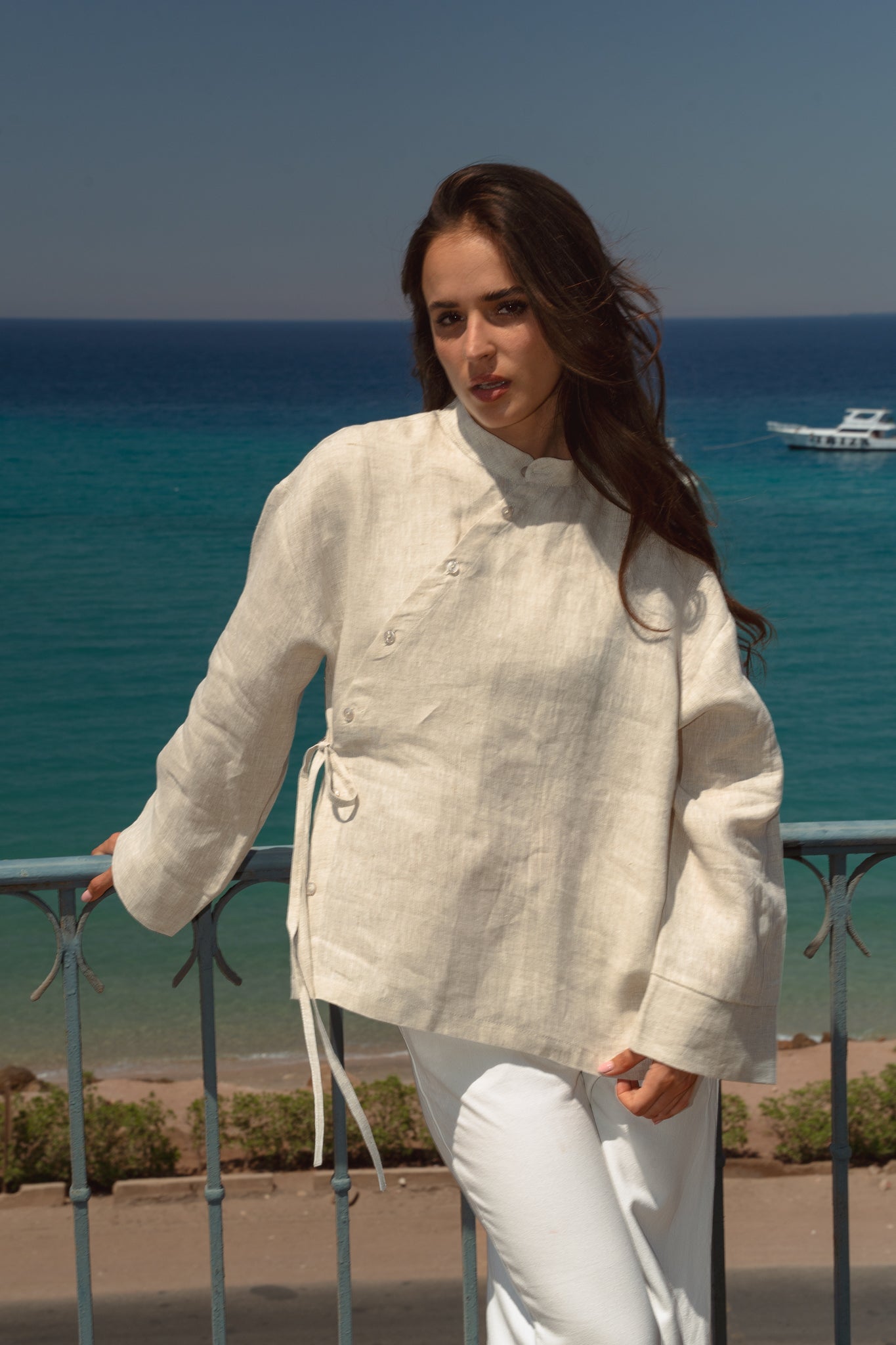 Honey Glow Shirt in Off-White