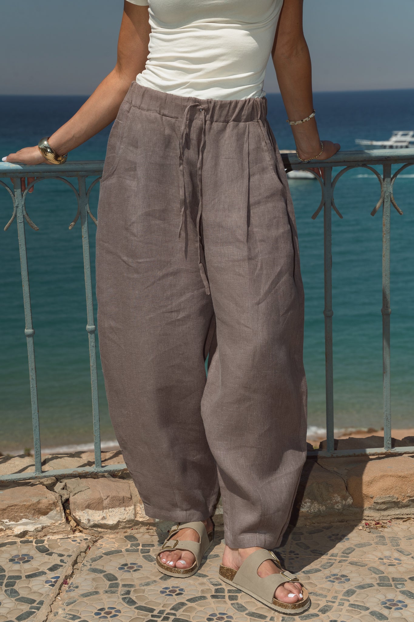 Balloon Linen Pants in Brown