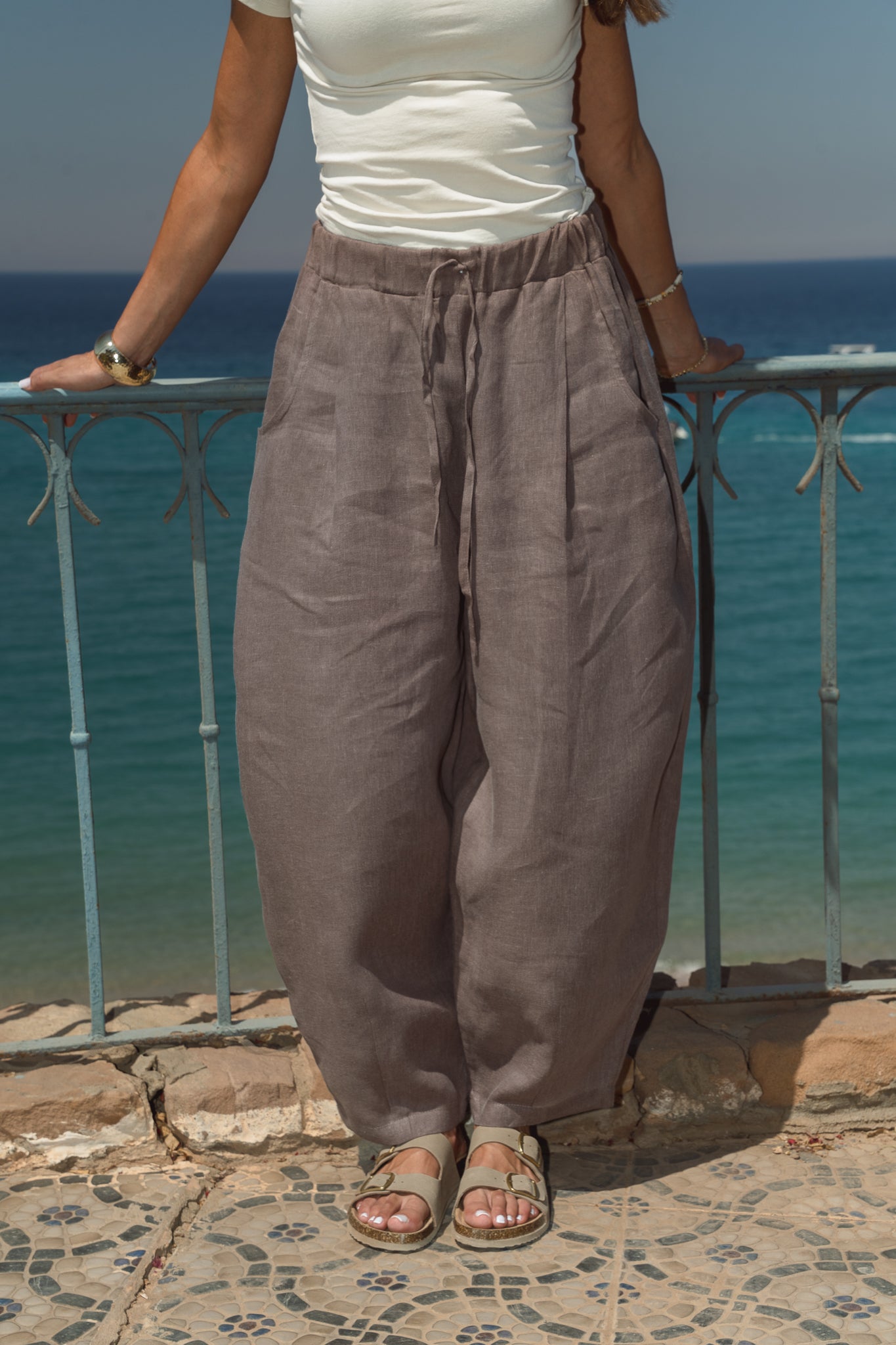 Balloon Linen Pants in Brown