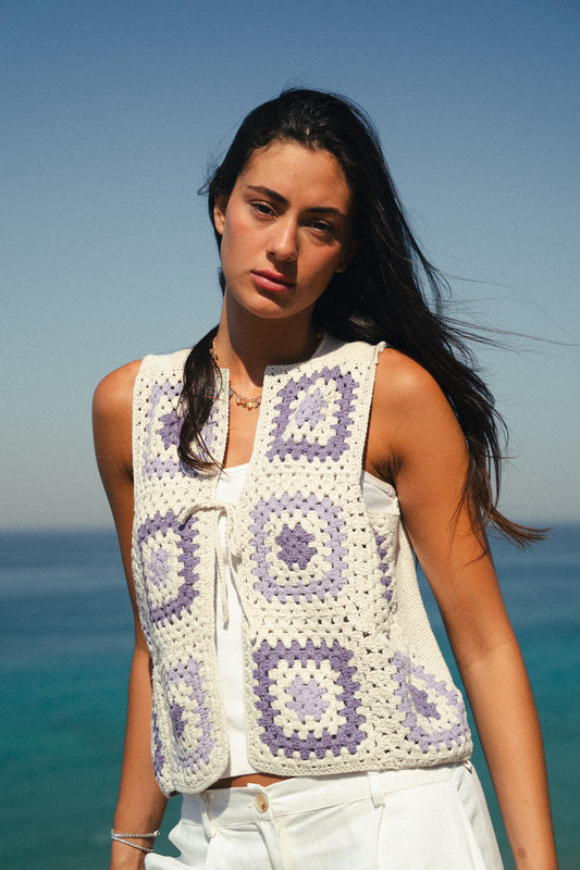 The Granny edit vest in Lilac