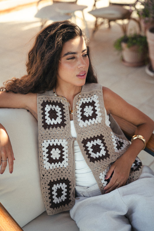 The Granny edit vest in brown