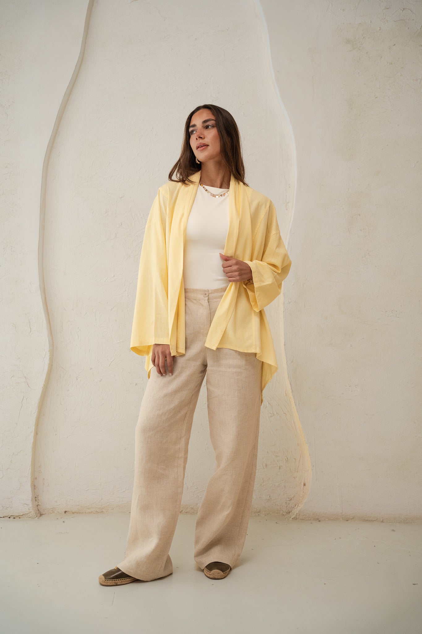 Good Feels Kimono in Butter Yellow