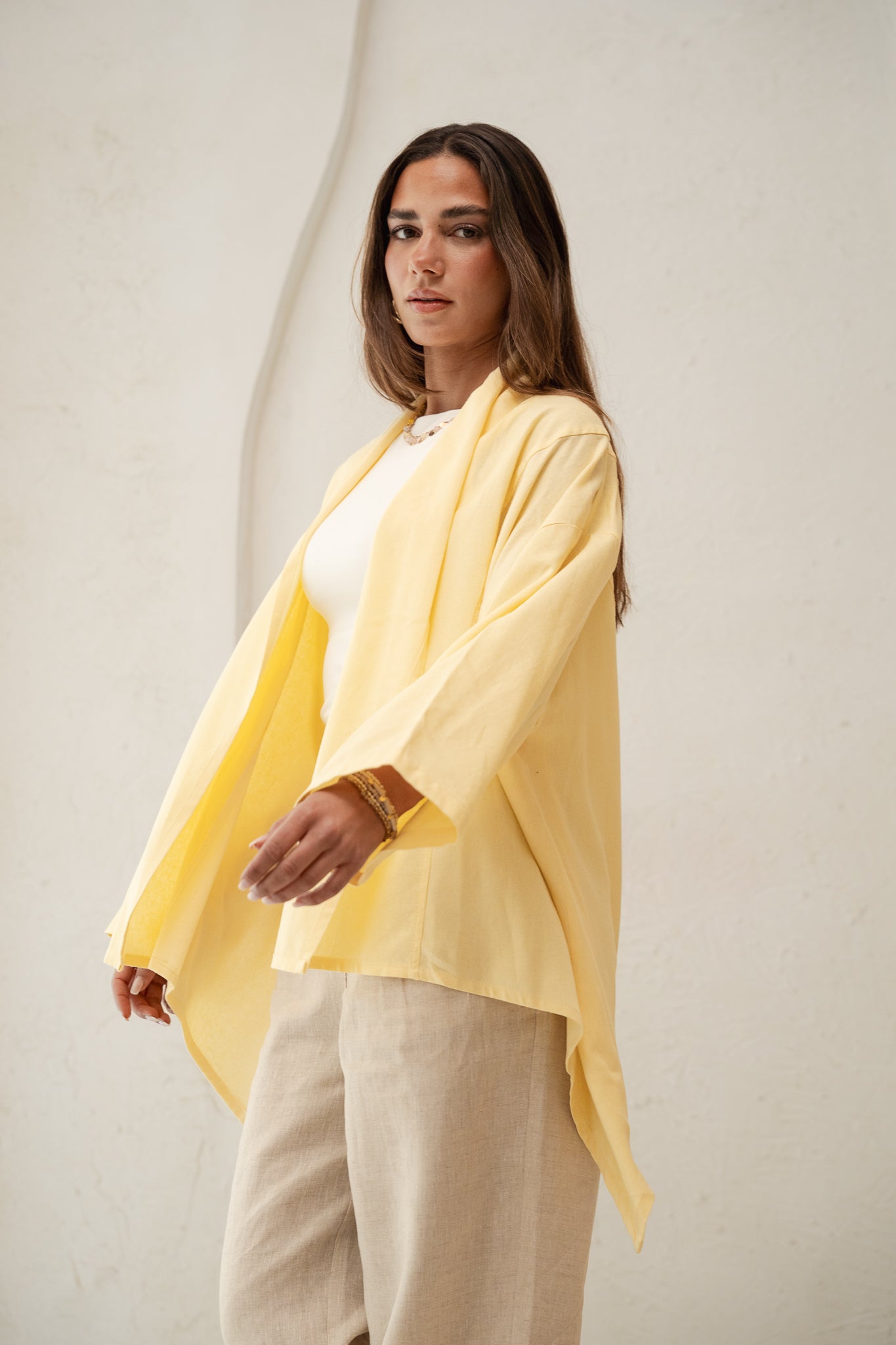 Good Feels Kimono in Butter Yellow