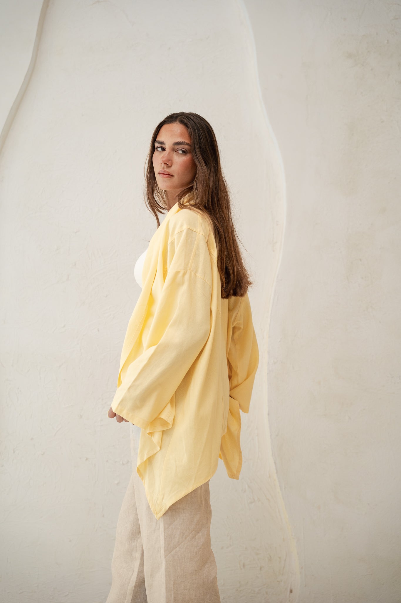 Good Feels Kimono in Butter Yellow