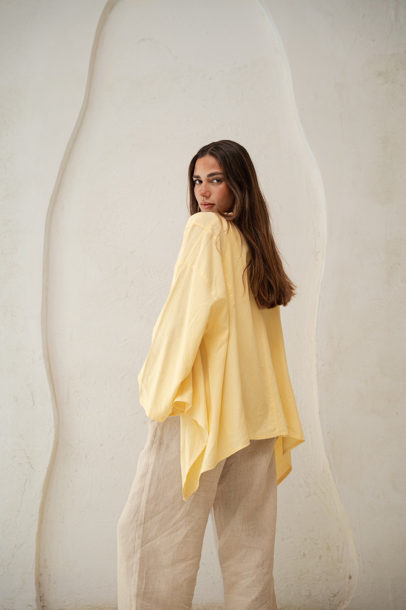 Good Feels Kimono in Butter Yellow